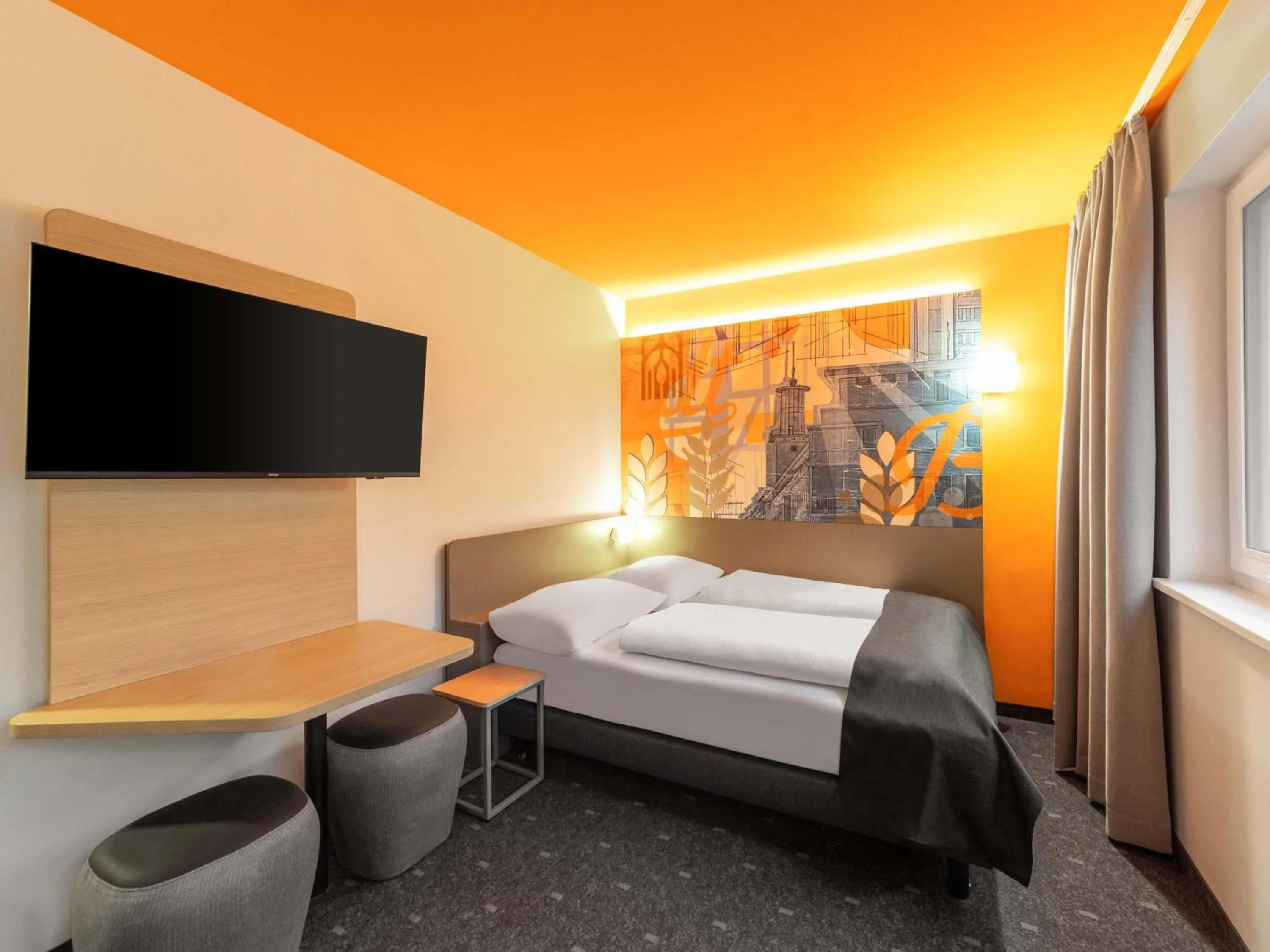 Photo of the whole room, Bed in B&B HOTEL Hagen