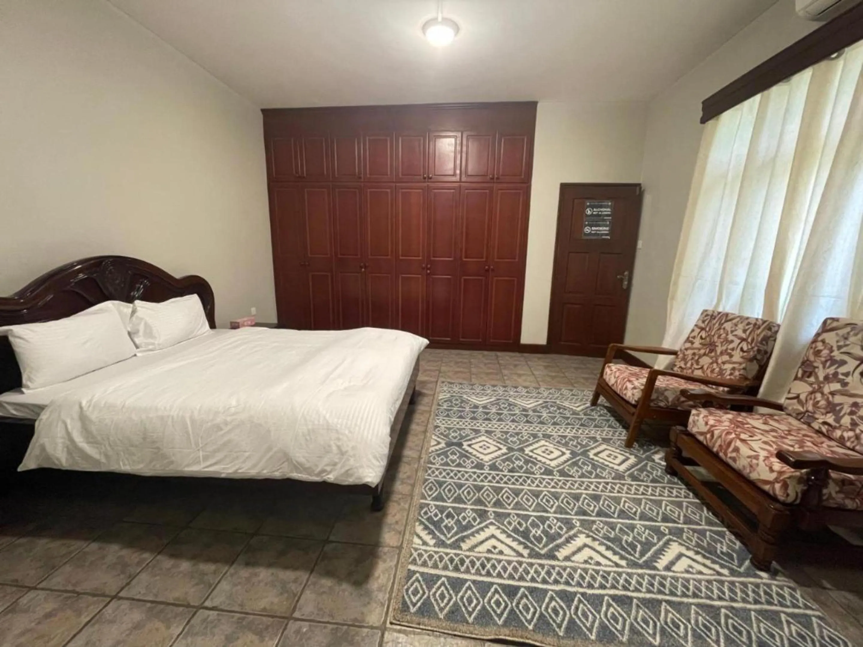 Bed in Olivia Guesthouse