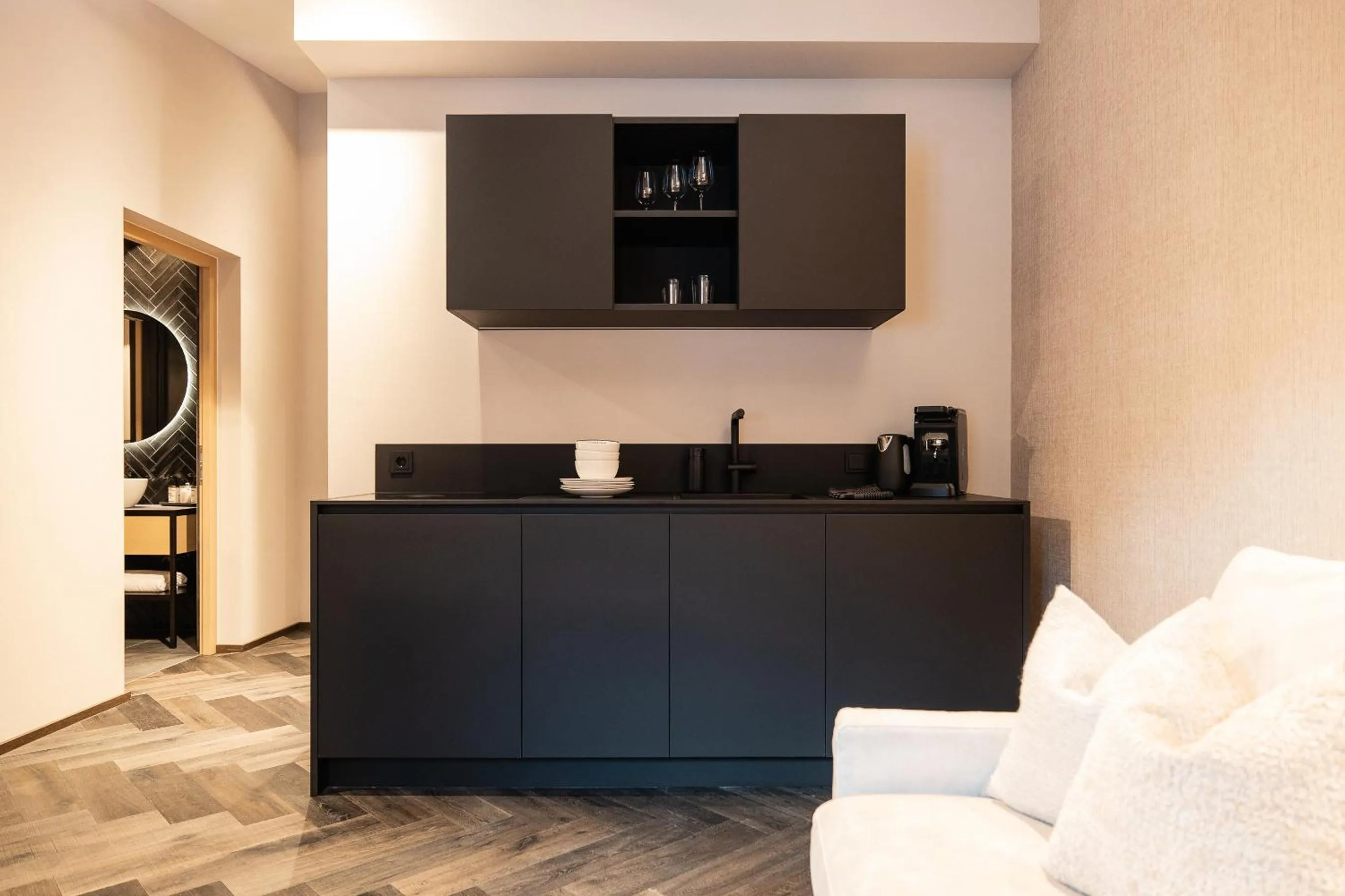 kitchen in Schwarzer Adler - Concept Living