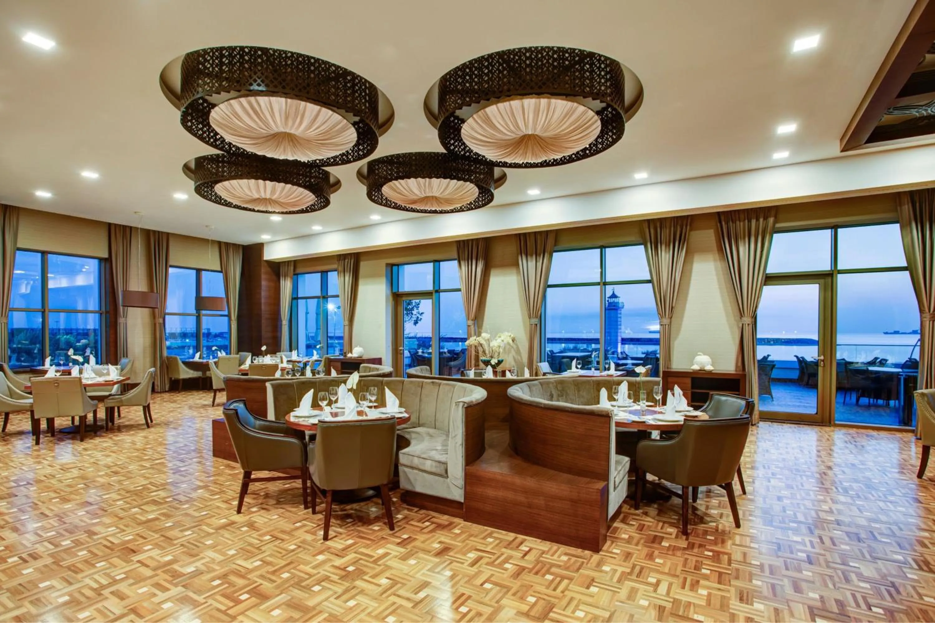 Restaurant/places to eat in Sheraton Grand Samsun Hotel