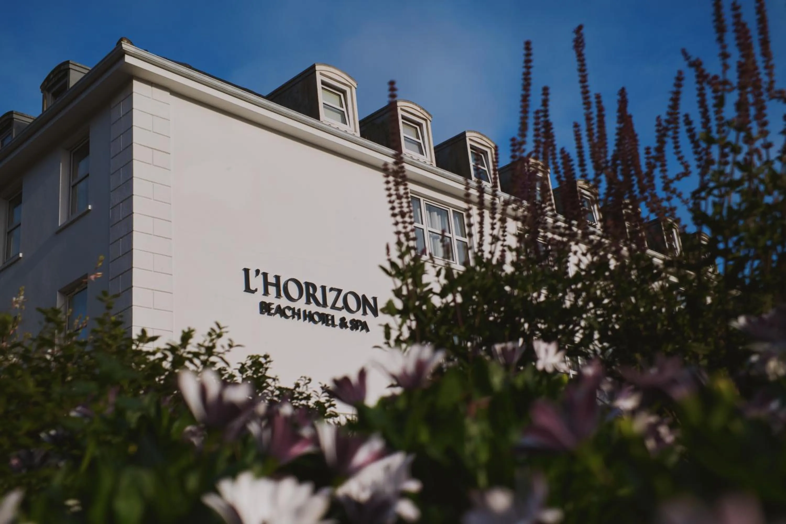 Property building in L’Horizon Beach Hotel & Spa