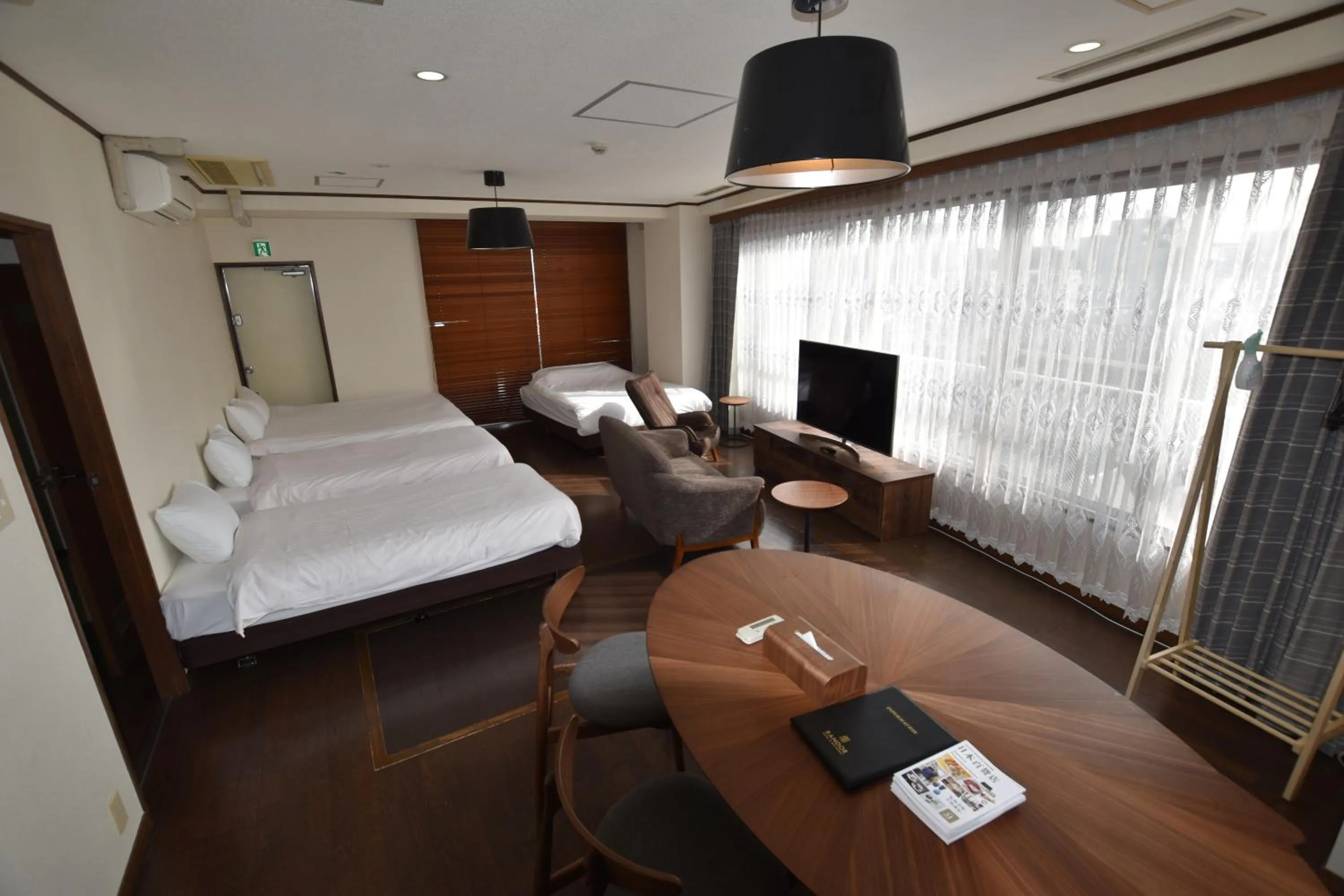 Photo of the whole room, Bed in Randor Residence Tokyo Grand