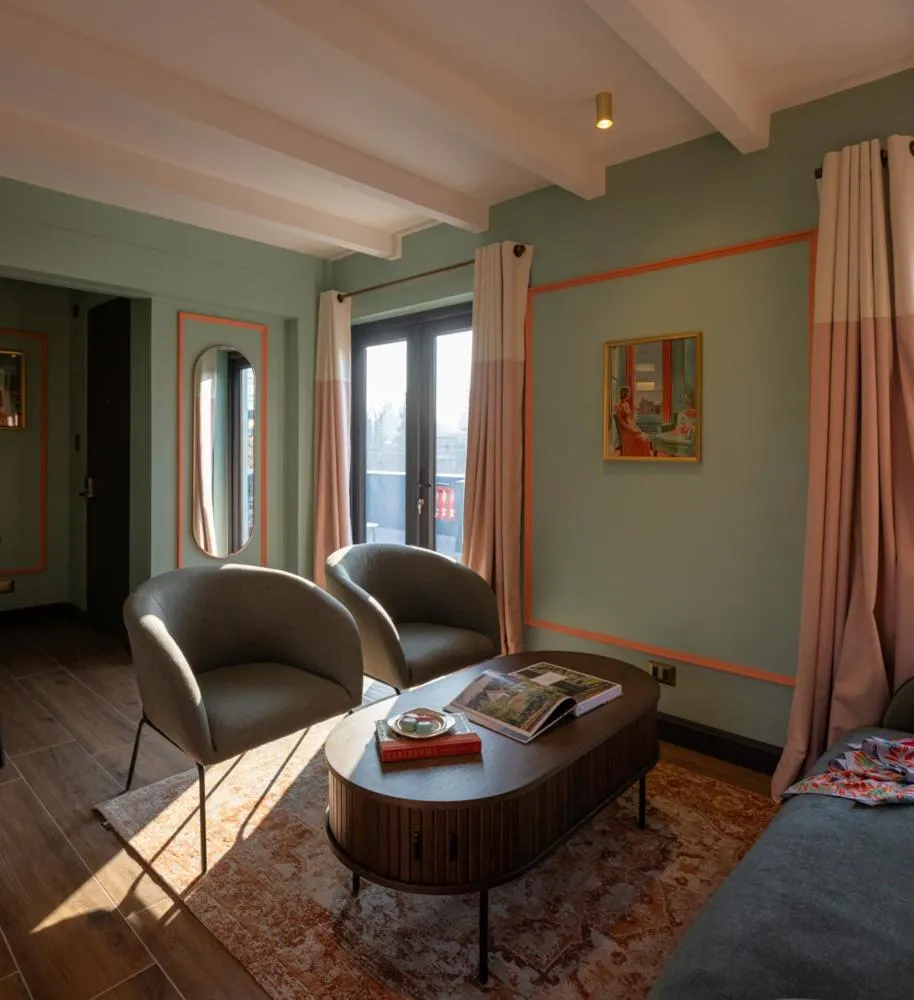 Living room, Bed in Casa Cecilia Santiago