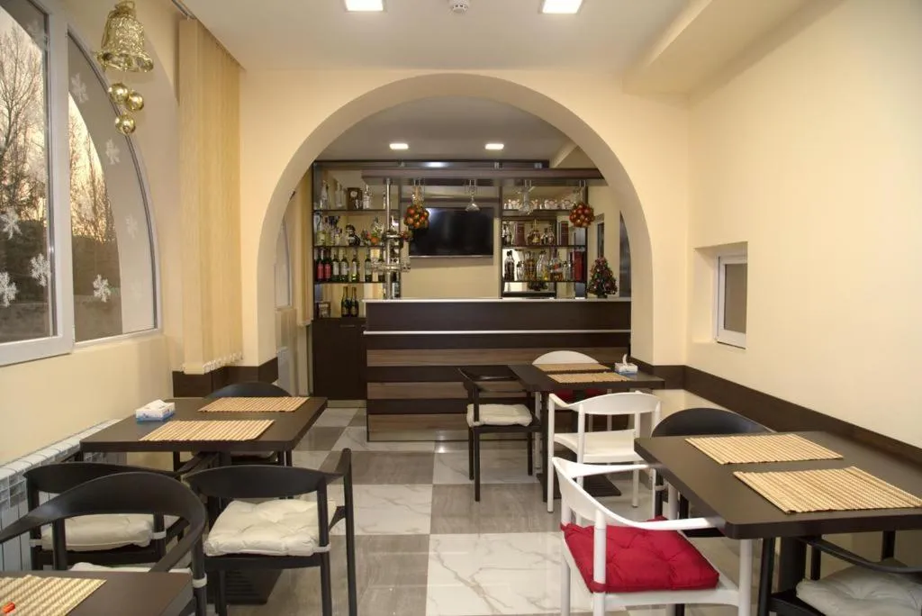 Restaurant/places to eat in Palma Palace Hotel