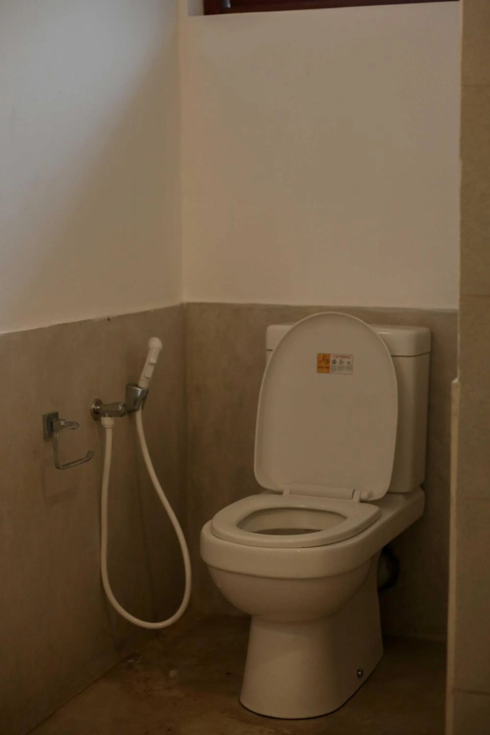 Toilet in The Regent Grand Hotel