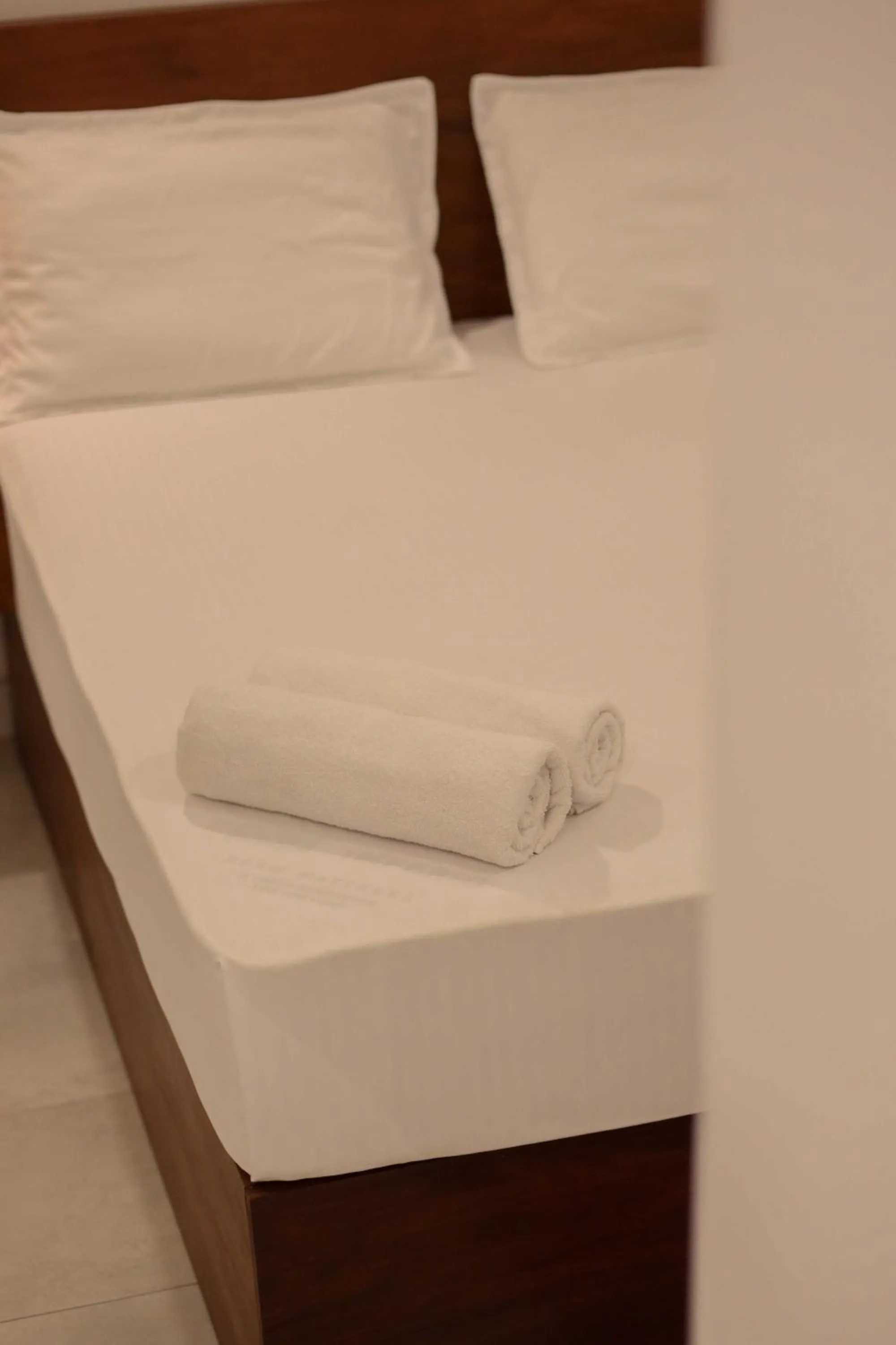 towels, Bed in The Regent Grand Hotel
