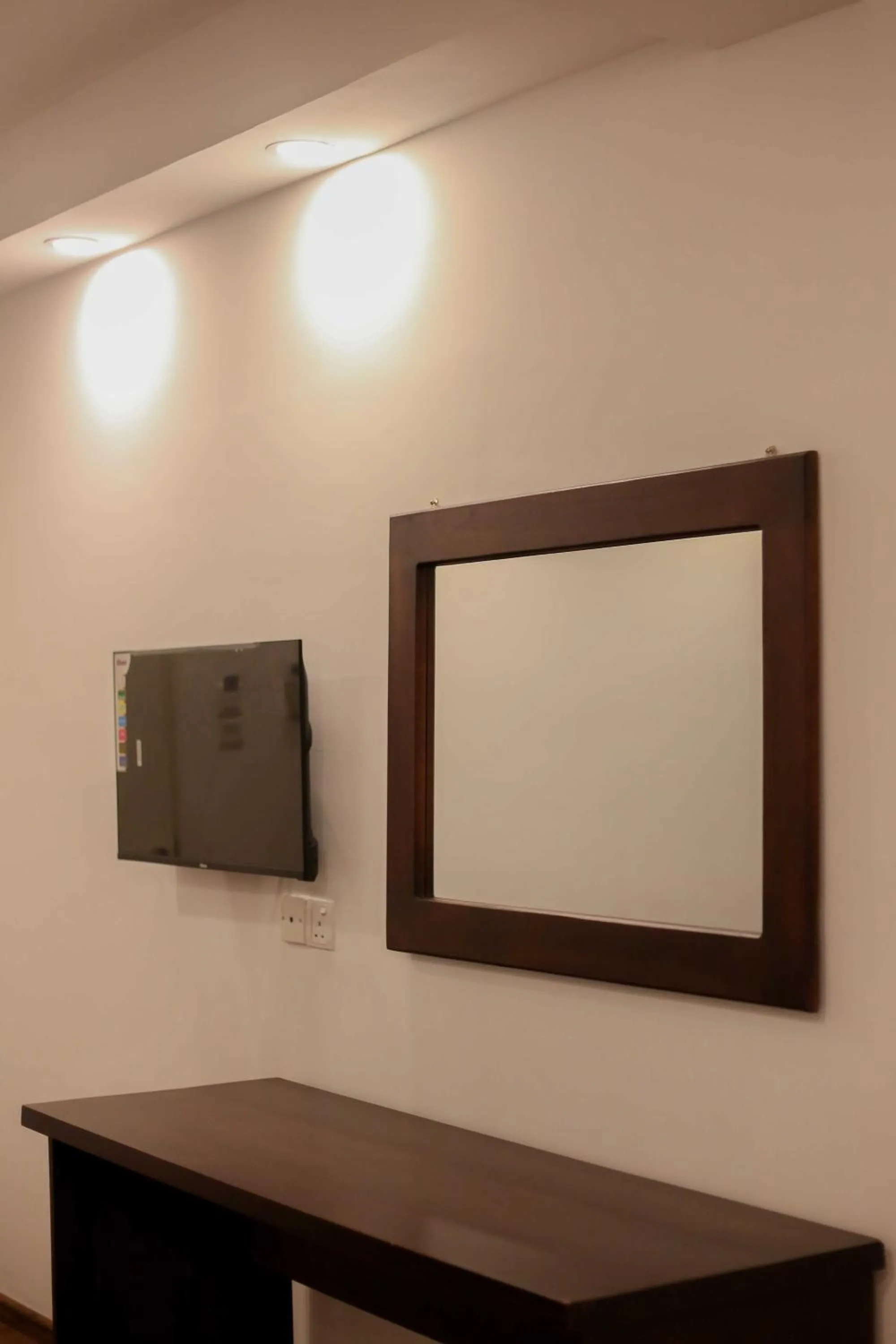 TV and multimedia in The Regent Grand Hotel