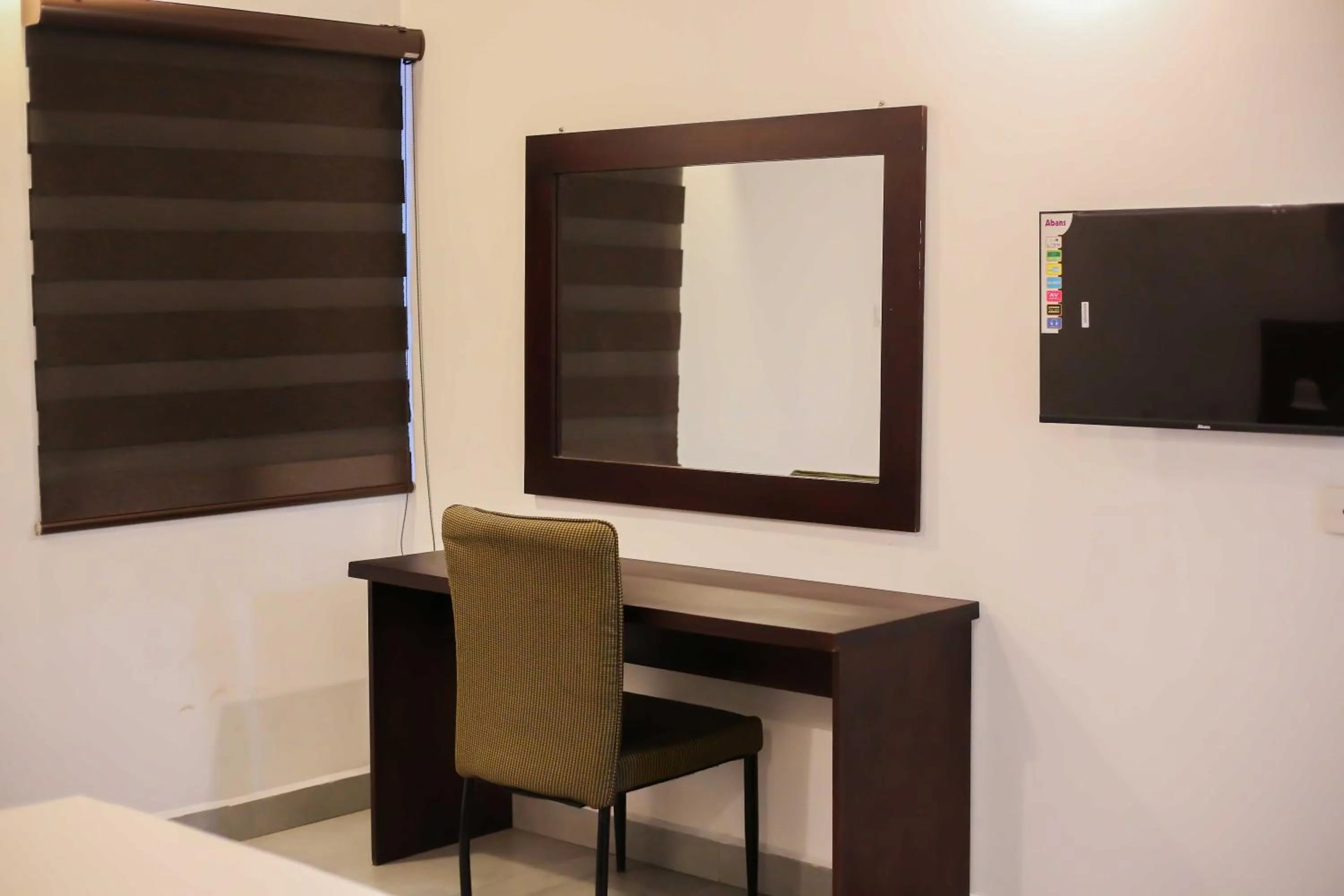 TV and multimedia in The Regent Grand Hotel