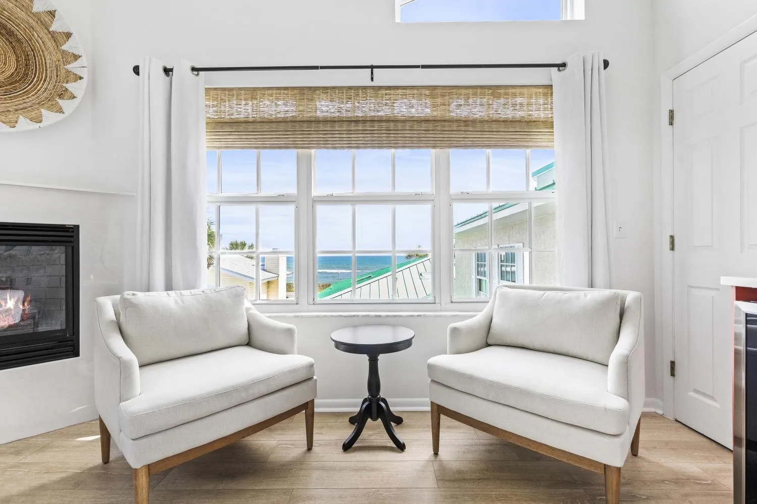 Seating area in Island Cottage Inn