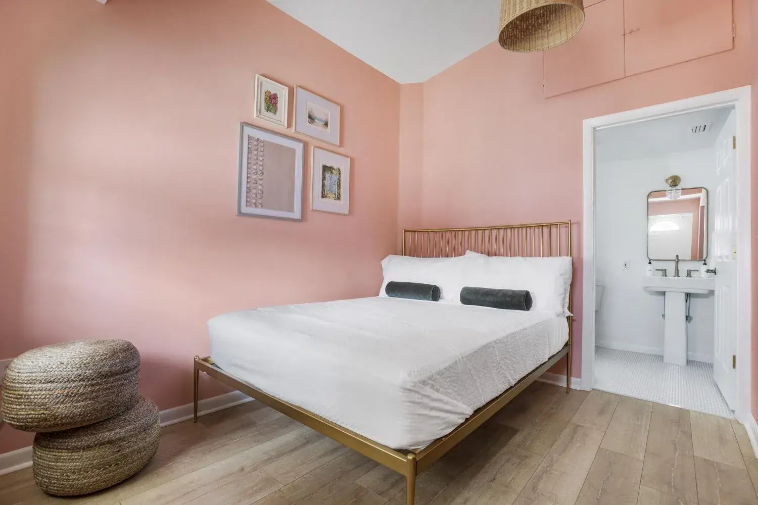 Double Room in Island Cottage Inn Double Room in Island Cottage Inn