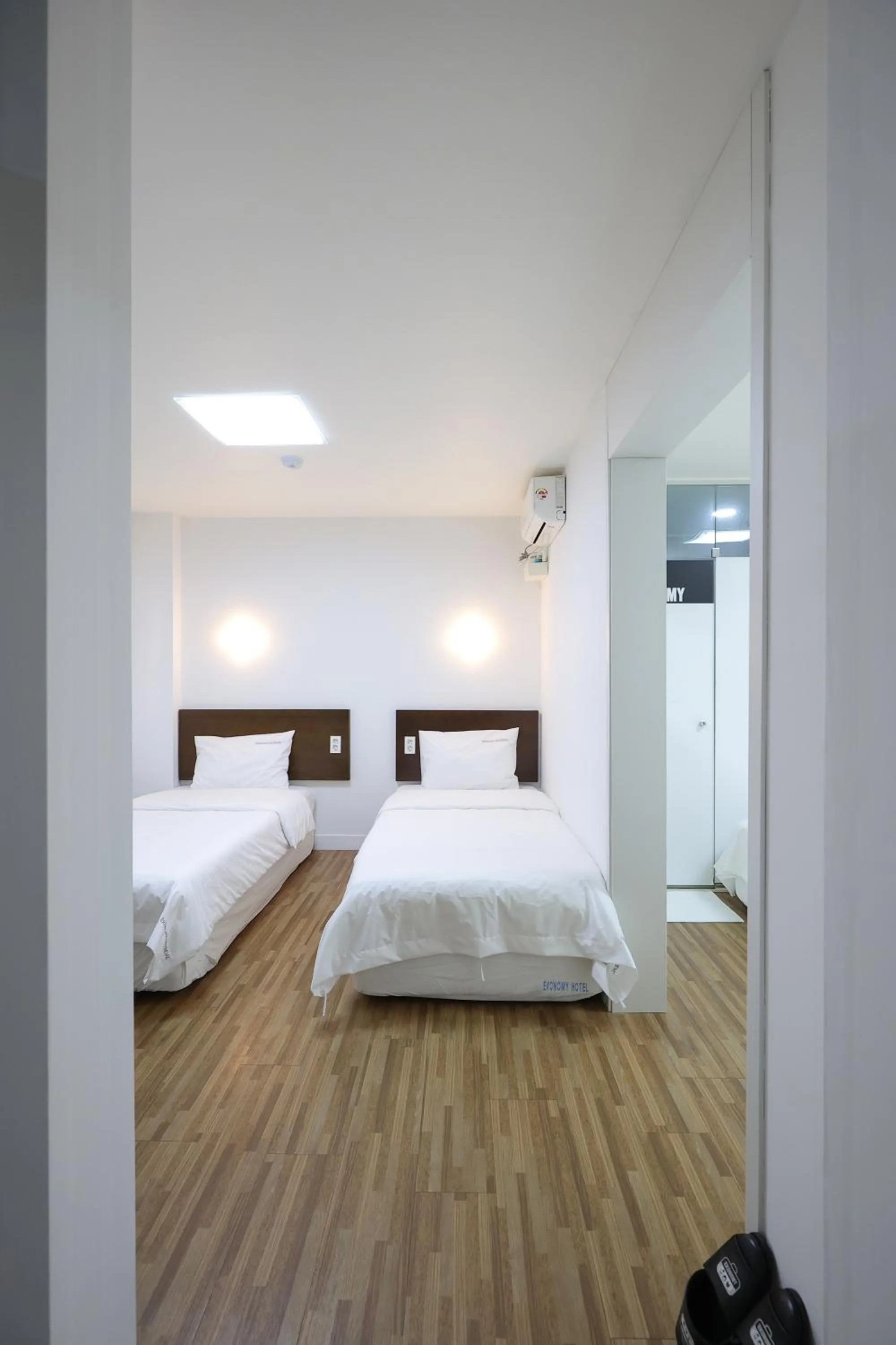 Bed in Ekonomy Haeundae Hostel