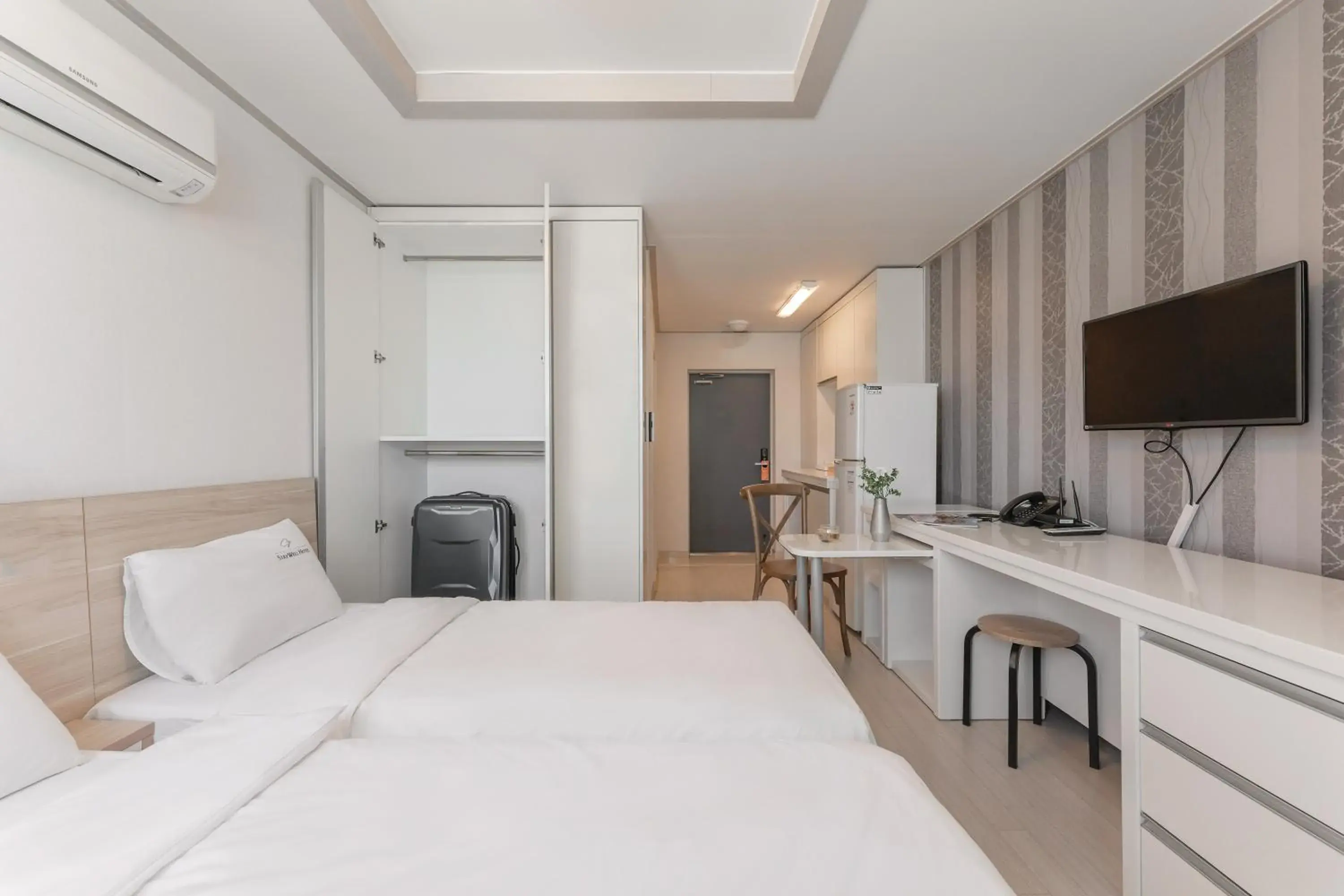 Deluxe Twin Room in Staywell Hotel Deluxe Twin Room in Staywell Hotel