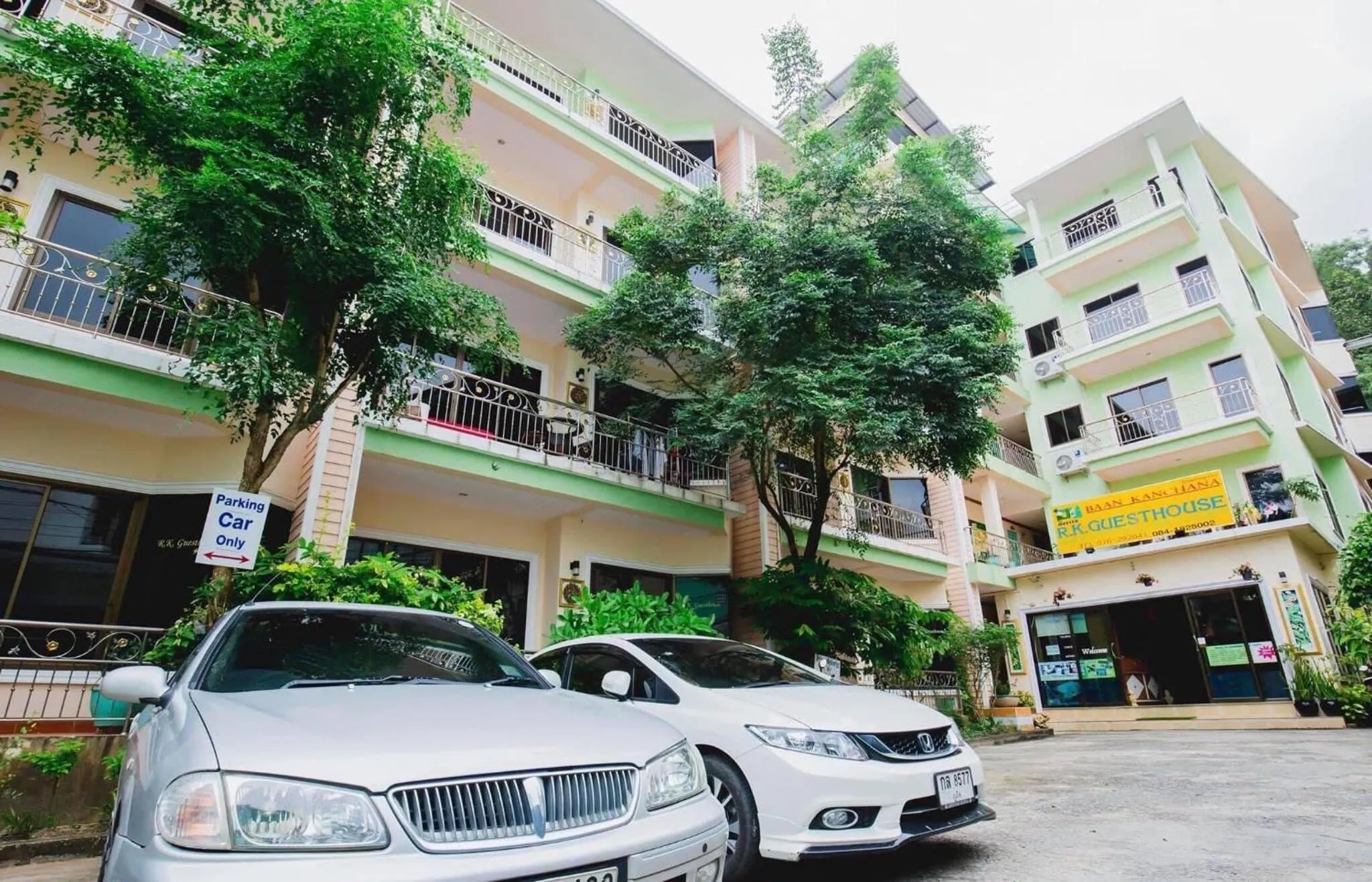 Facade/entrance in RK Guesthouse