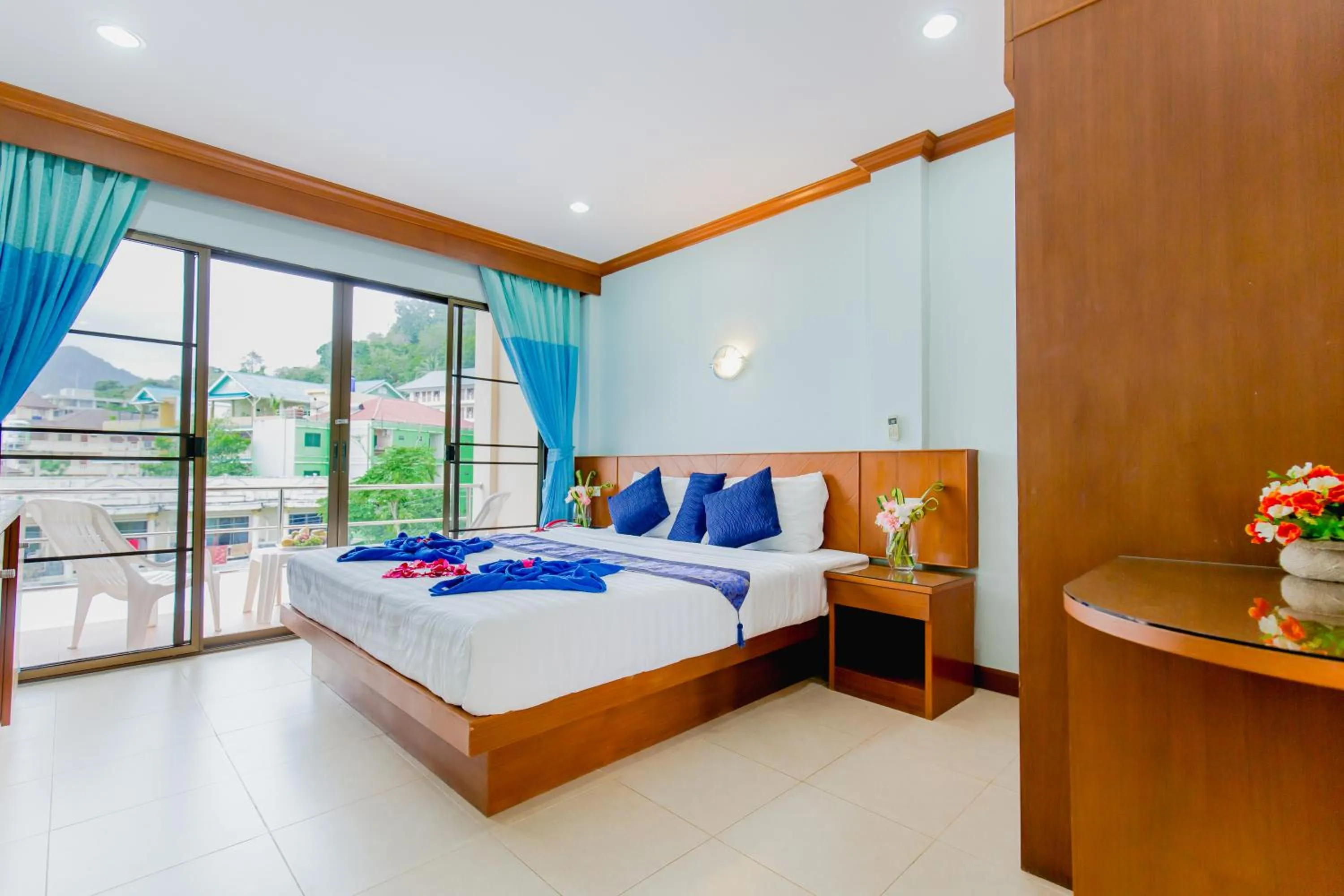 Balcony/Terrace, Bed in RK Guesthouse