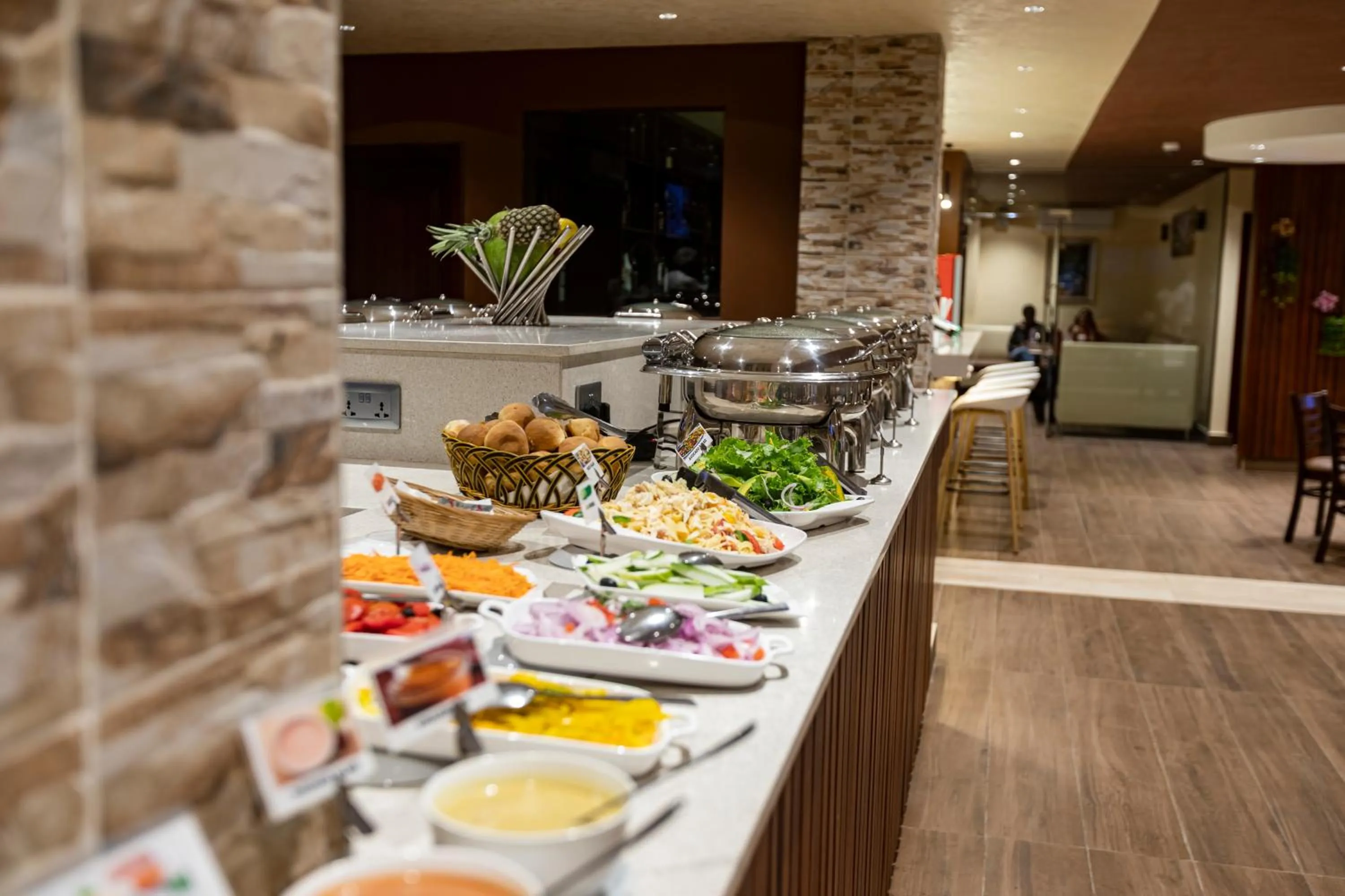 Restaurant/places to eat in Airport View Hotel