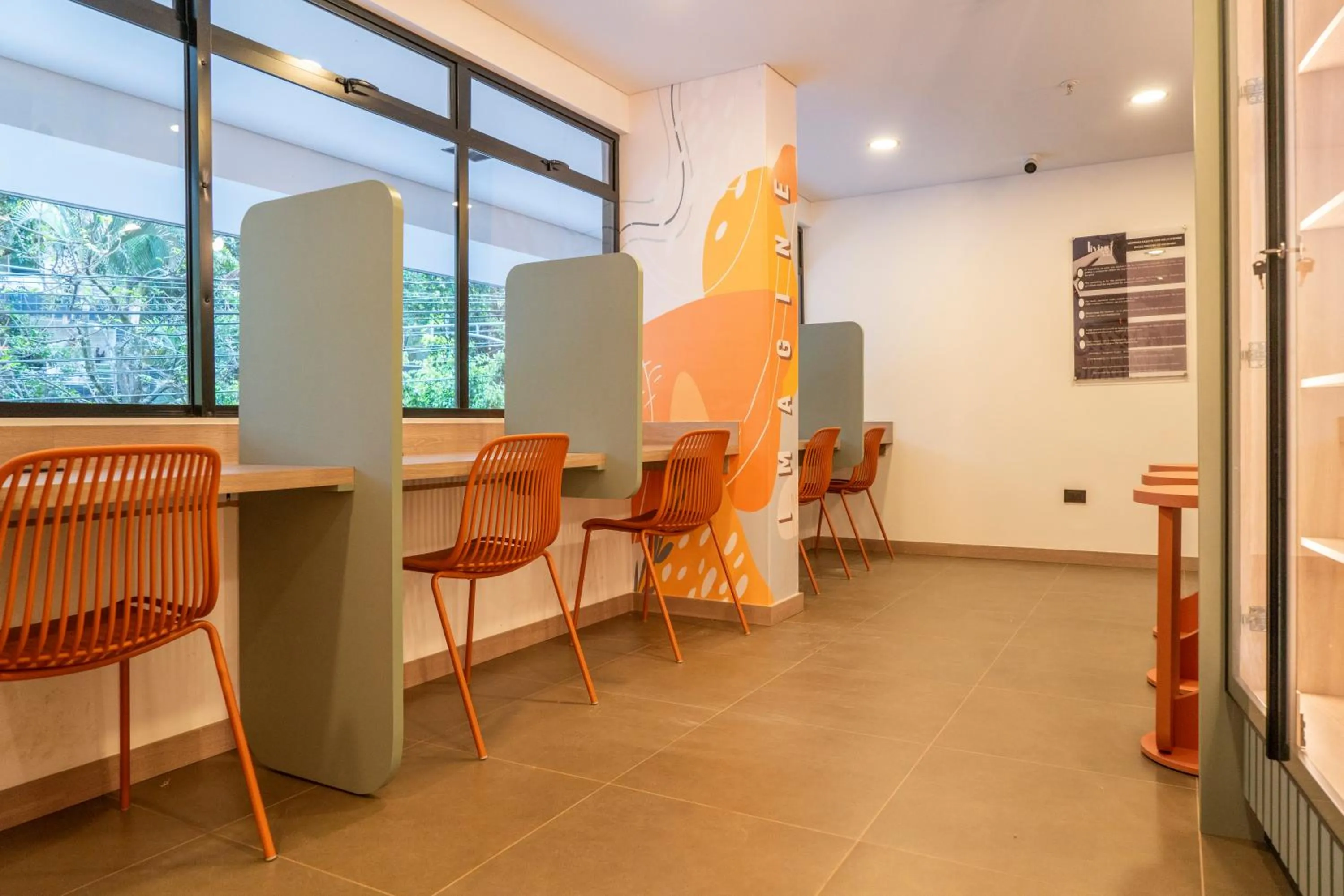 Meeting/conference room in Hotel Living 35 Suites