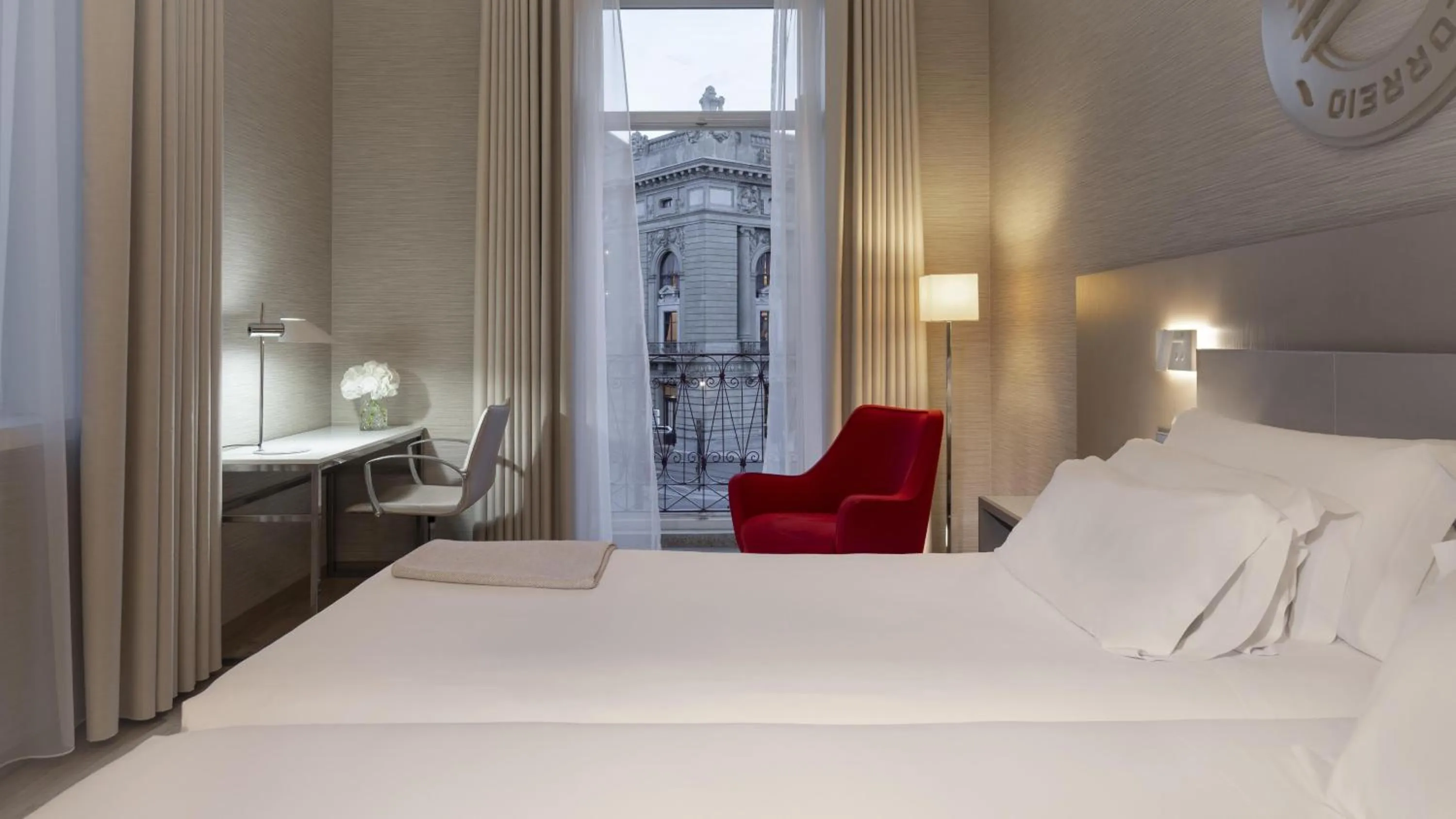 Bedroom, Bed in NH Collection Porto Batalha