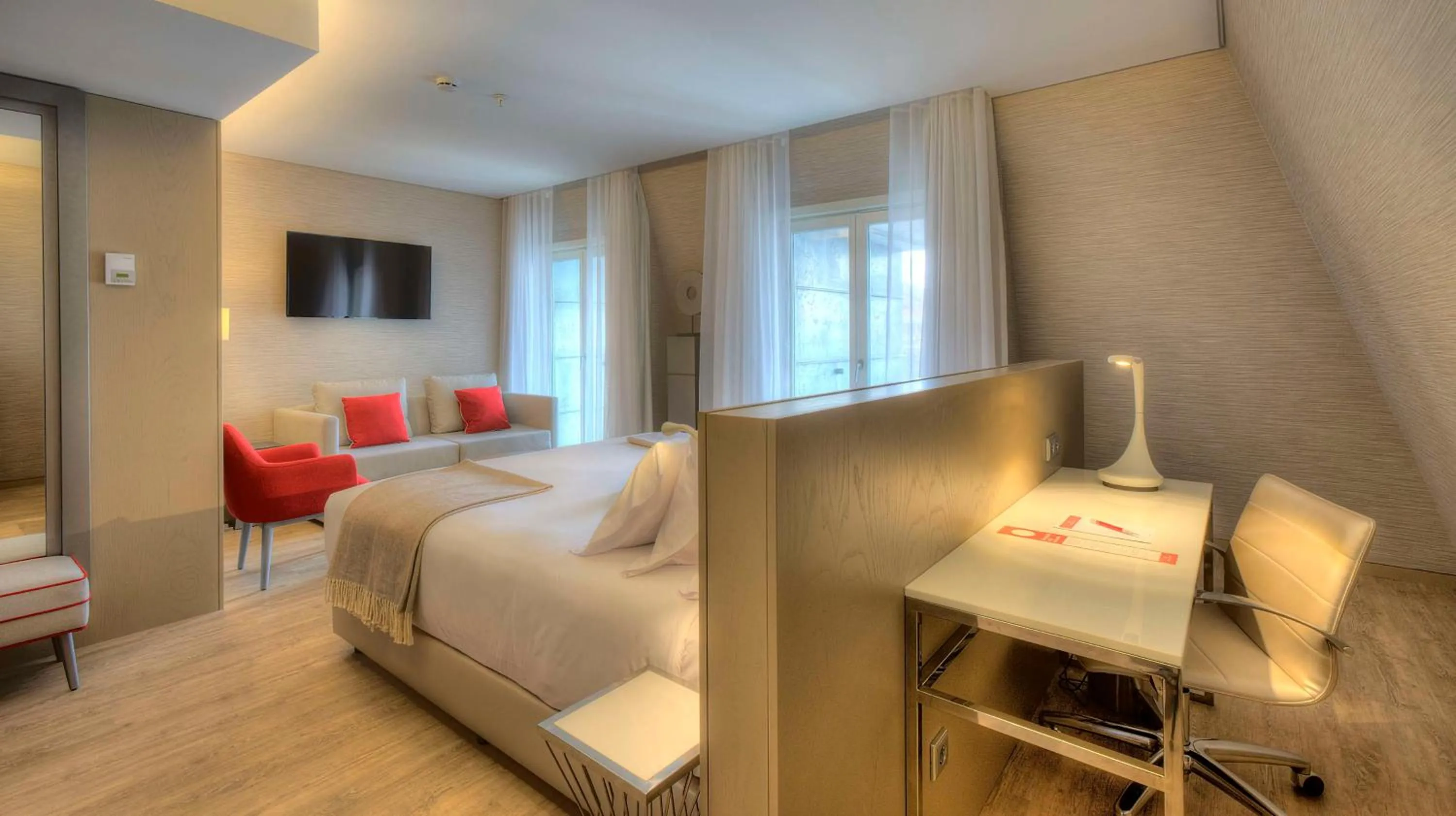 Bedroom, Bed in NH Collection Porto Batalha