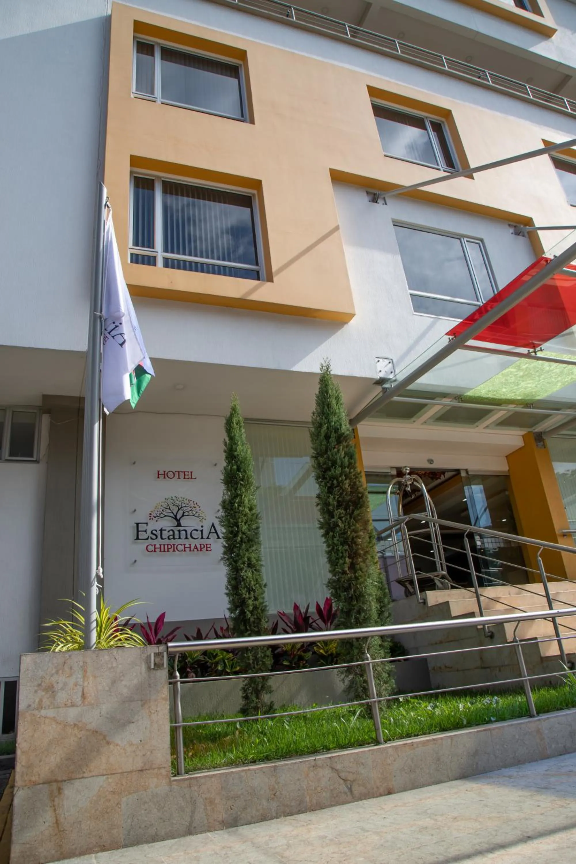 Property building in Hotel Estancia Chipichape Cali