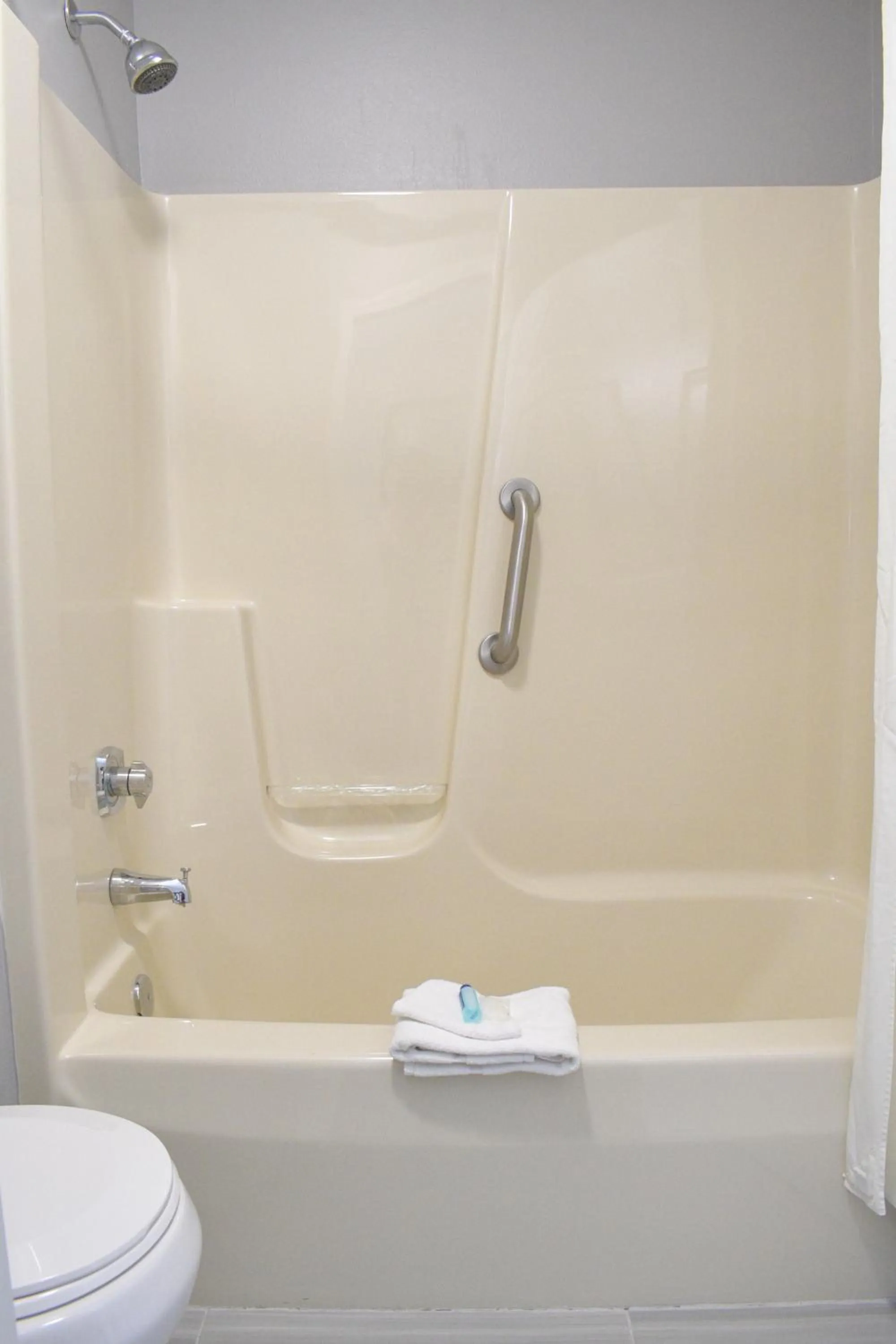 Bathroom in Adams Inn and Suites