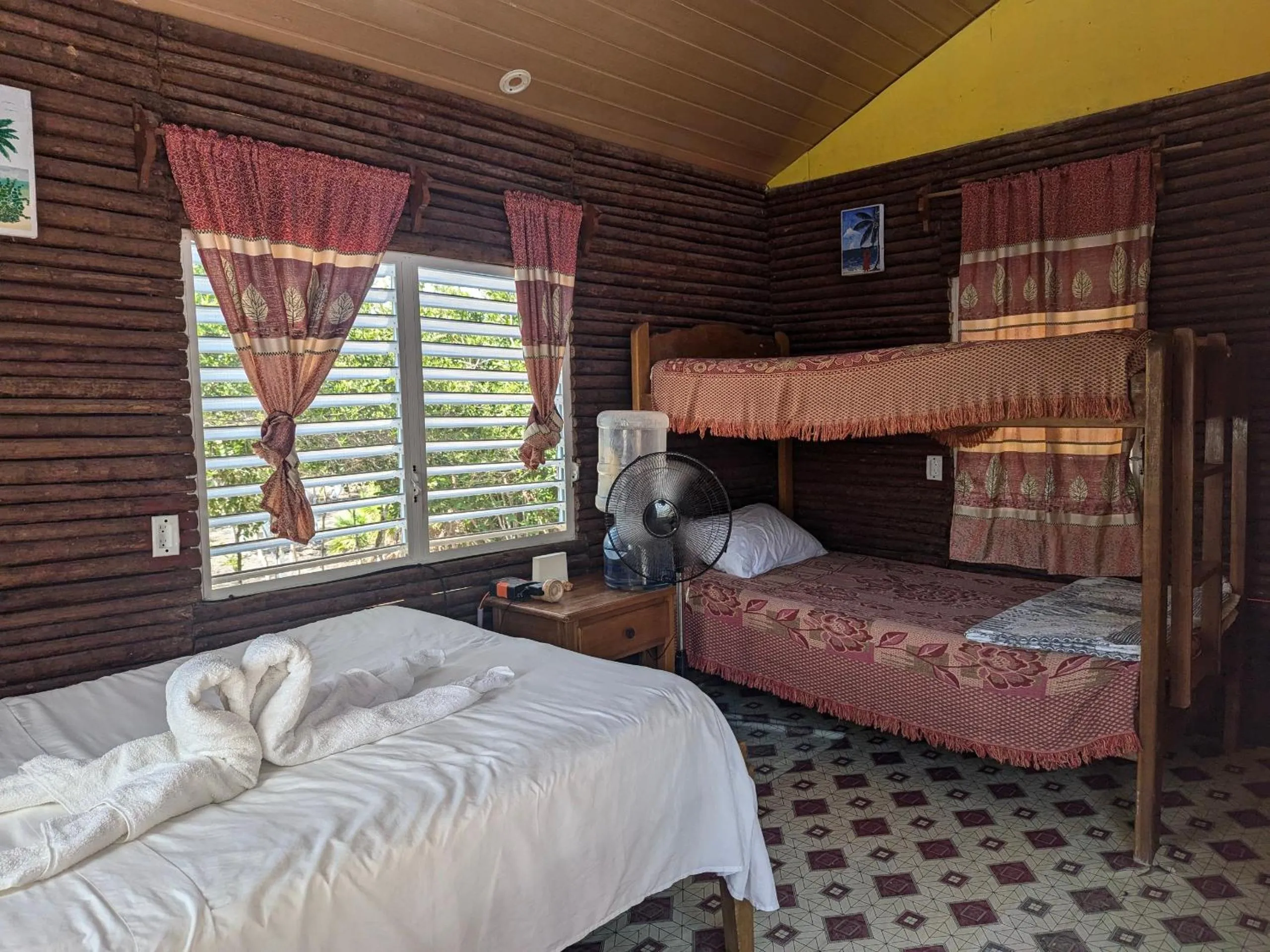 Bed in Palmento Grove Garifuna Eco-Cultural & Healing Institute