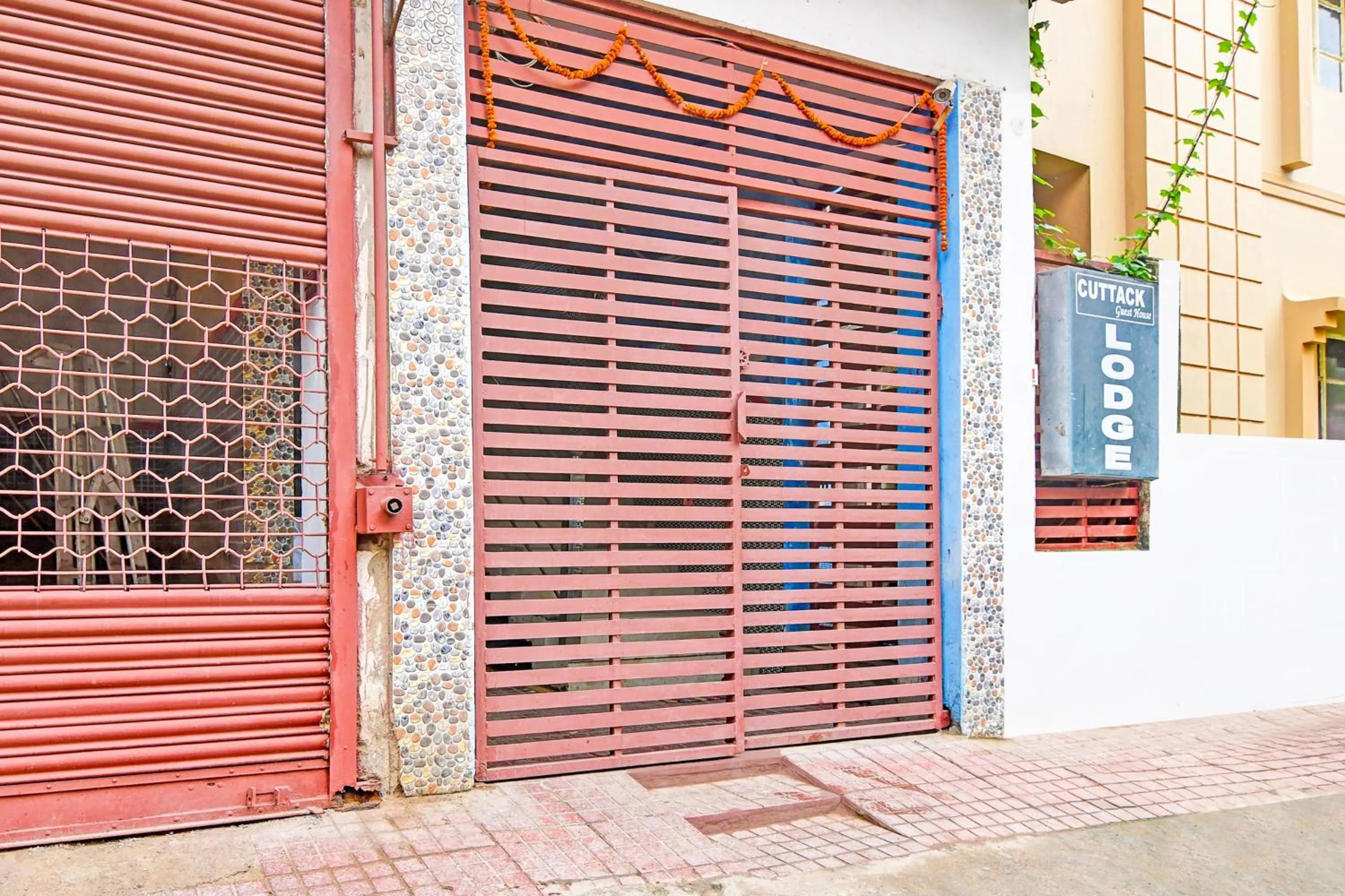 Facade/entrance in Hotel O New Cuttack Guest House