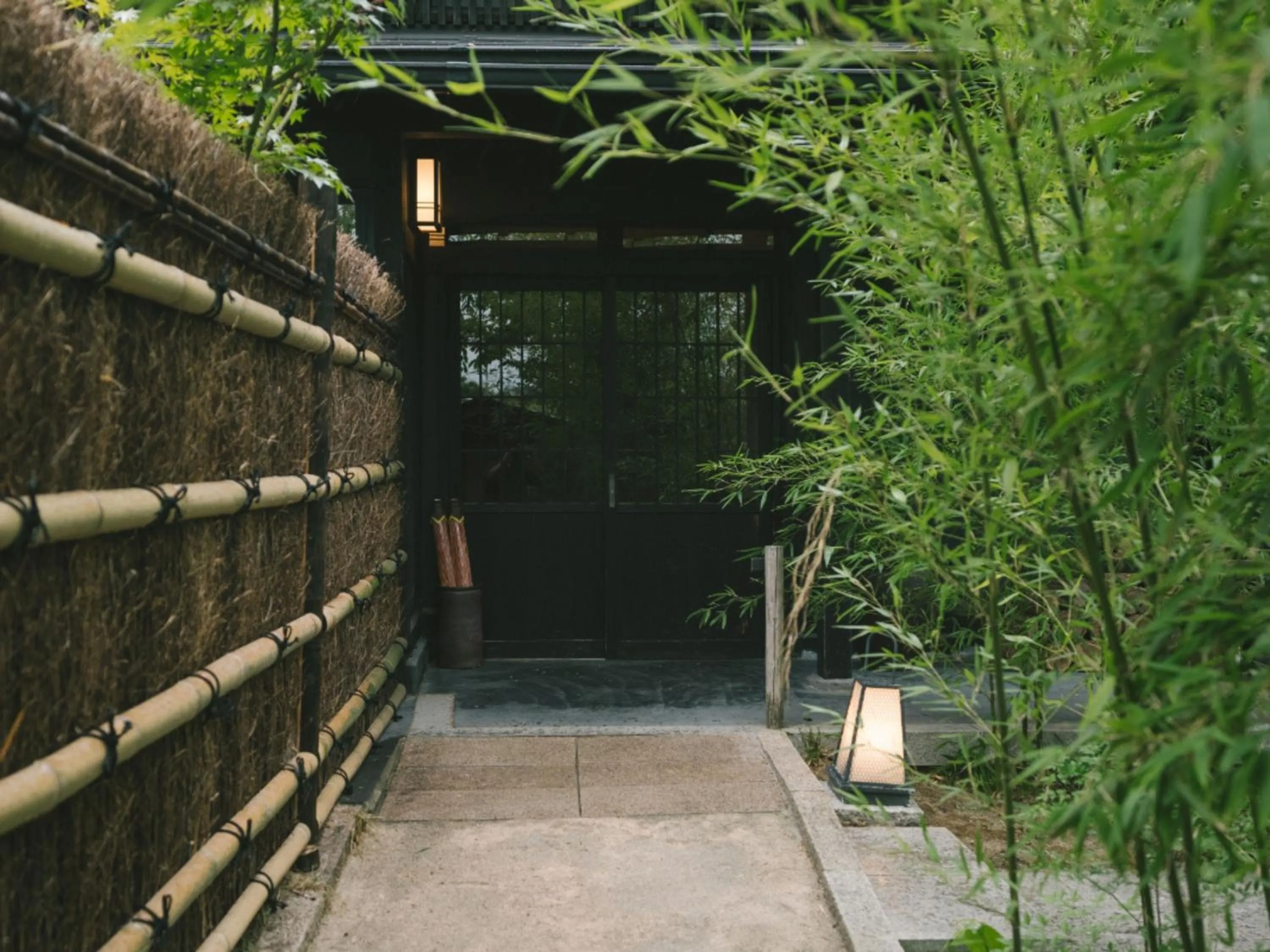 Property building in Ujosouan