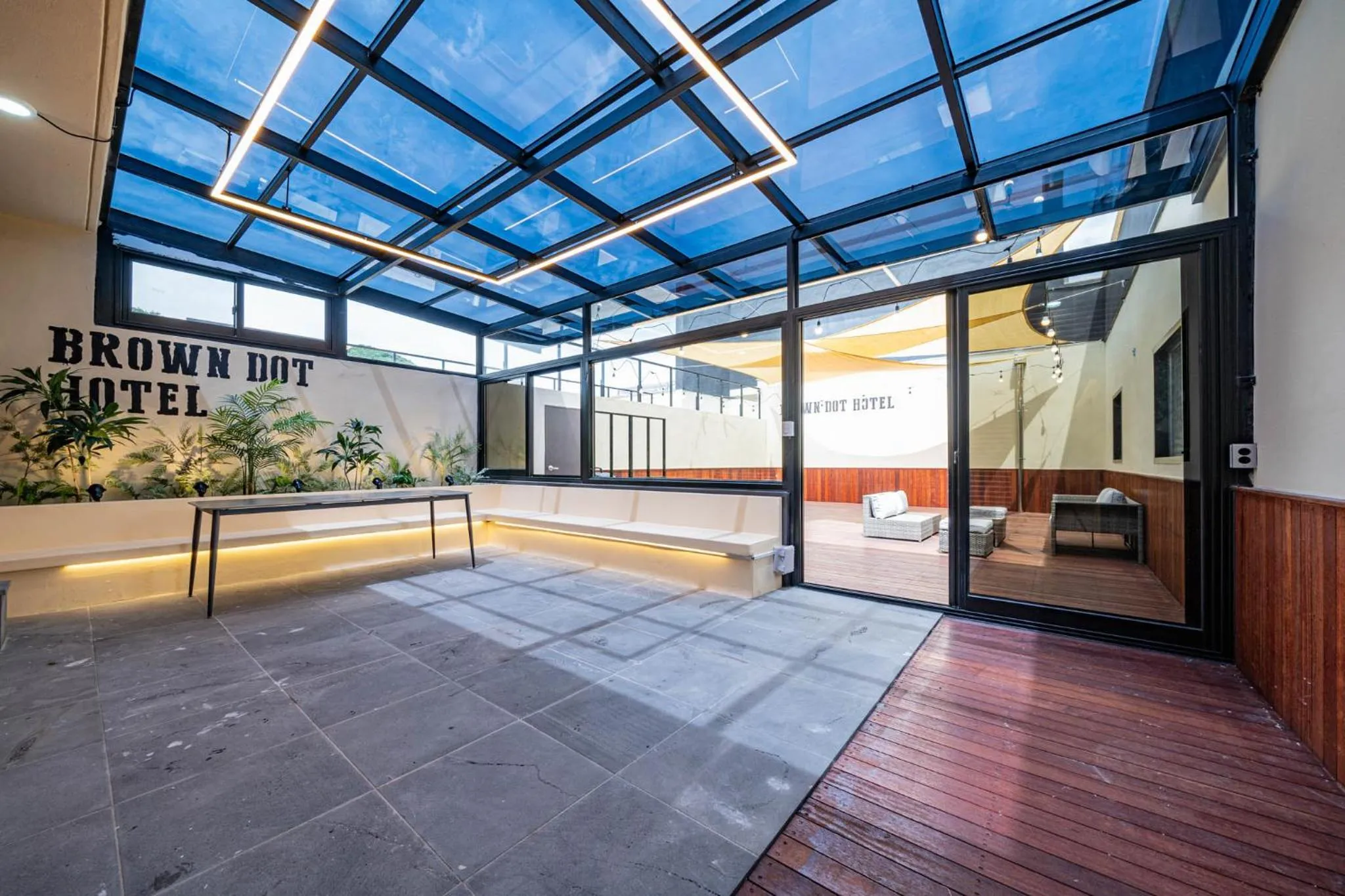 Balcony/Terrace in Mokpo Brown Dot Hotel Namak