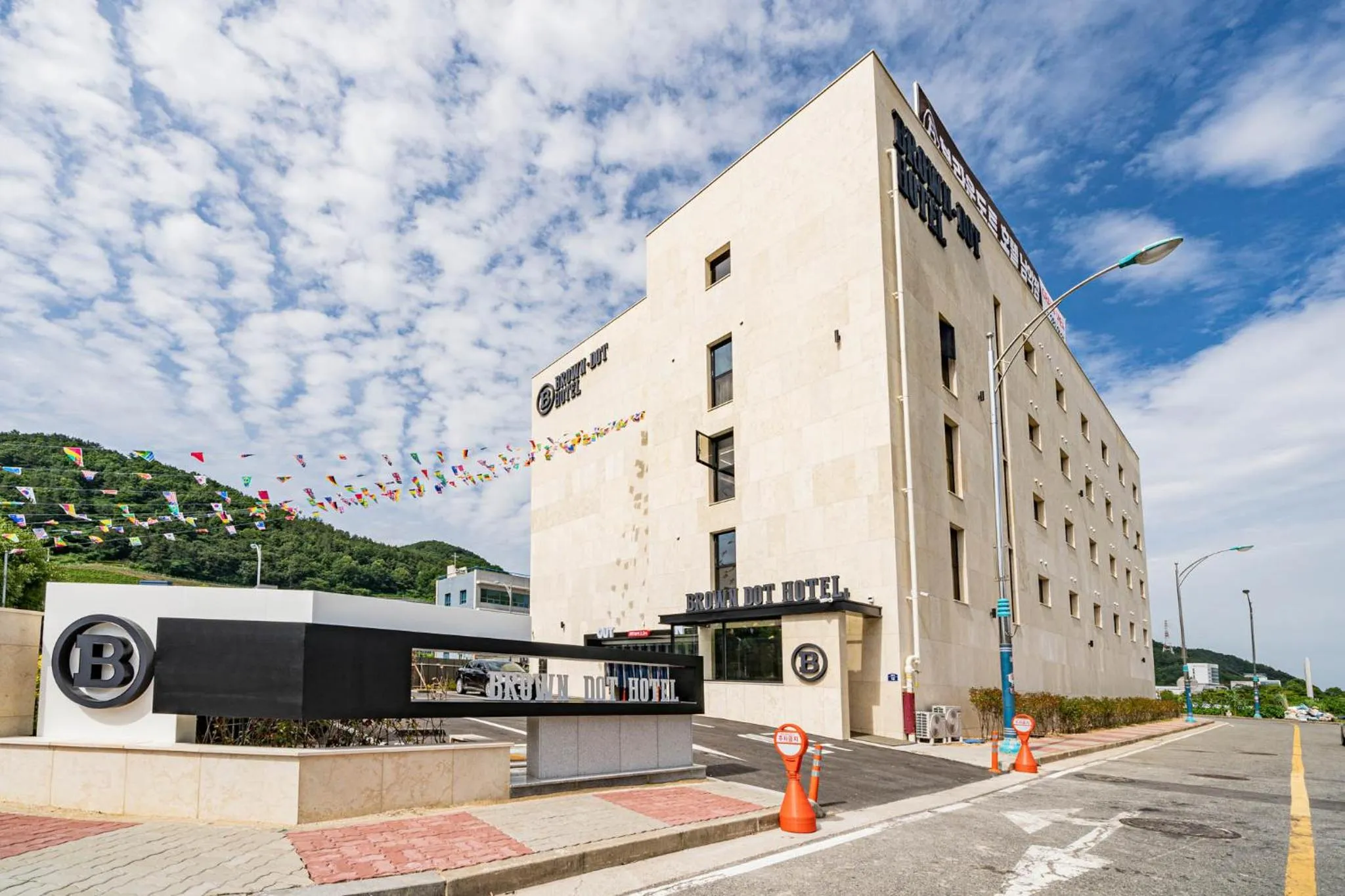 Property building in Mokpo Brown Dot Hotel Namak