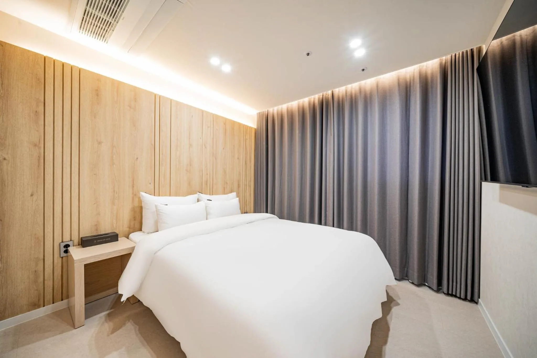 Bed in Mokpo Brown Dot Hotel Namak