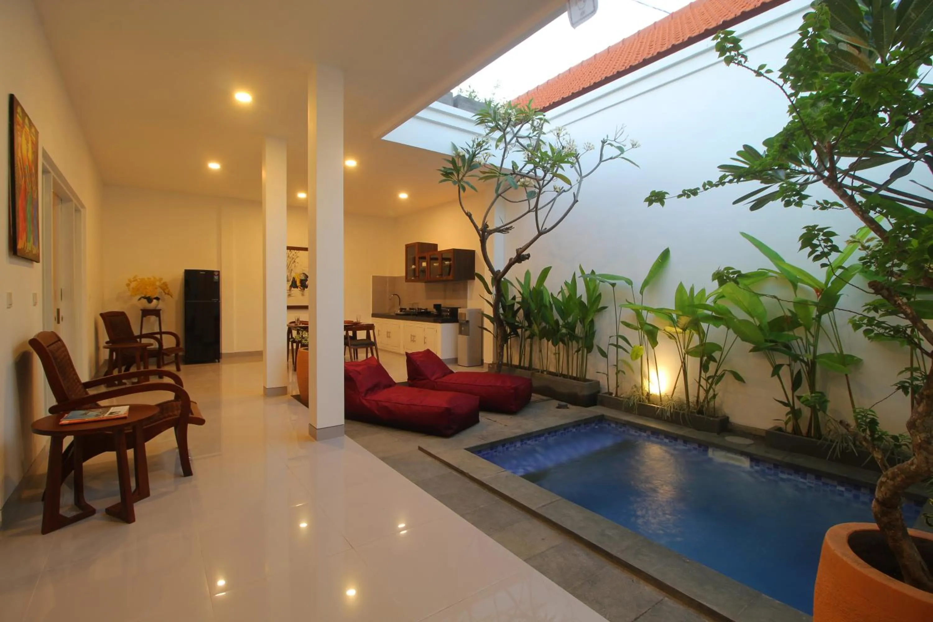 Garden in Bougainvillea Villa Seminyak by Parigata