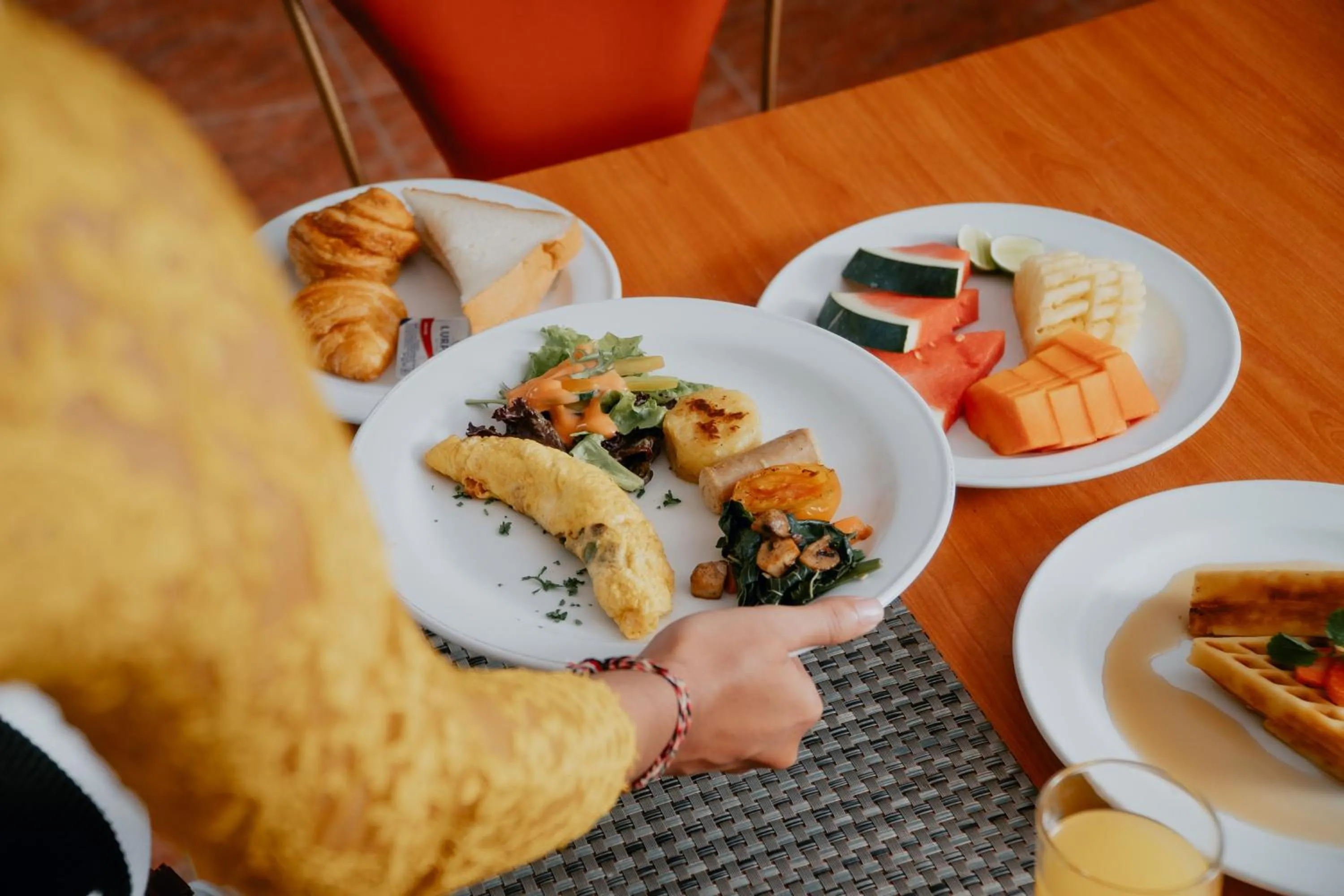 Breakfast in Bougainvillea Villa Seminyak by Parigata