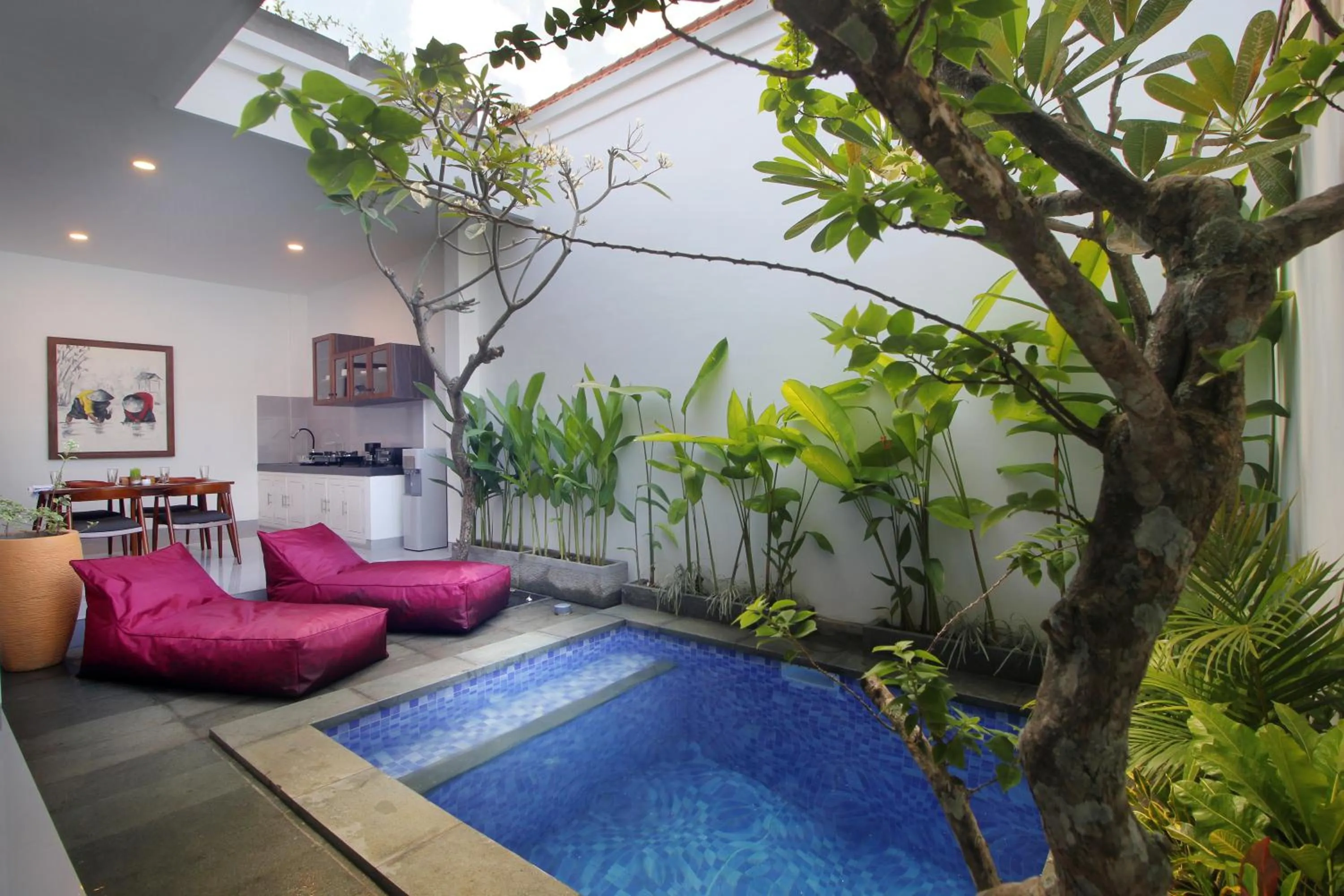 Garden in Bougainvillea Villa Seminyak by Parigata
