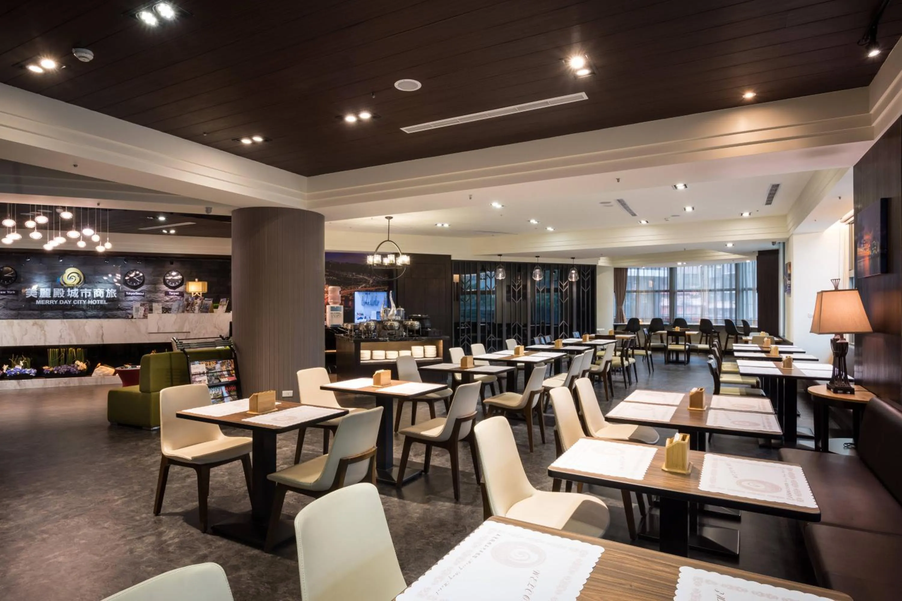 Restaurant/places to eat in Merryday Hotel Banqiao