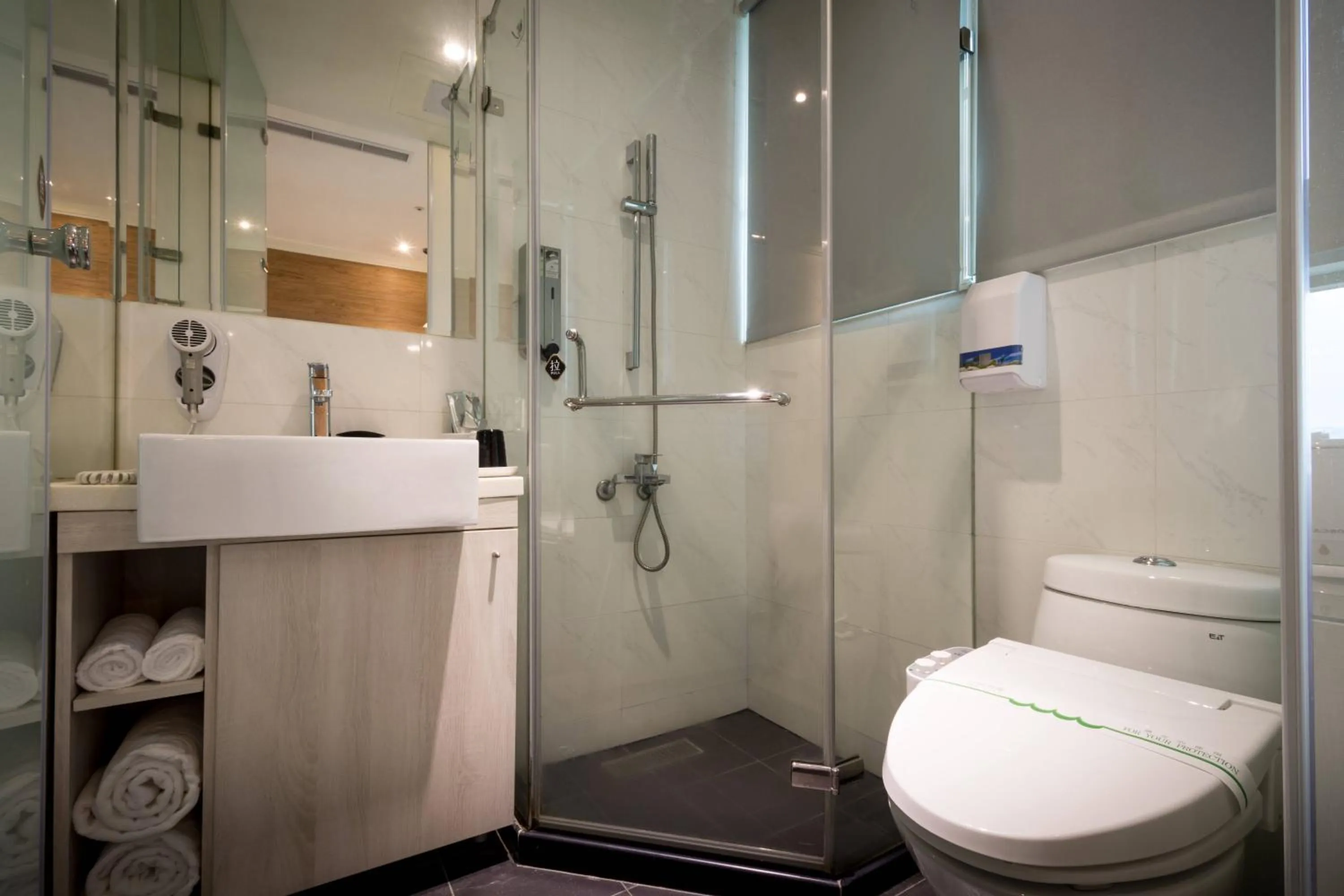 Toilet in Merryday Hotel Banqiao