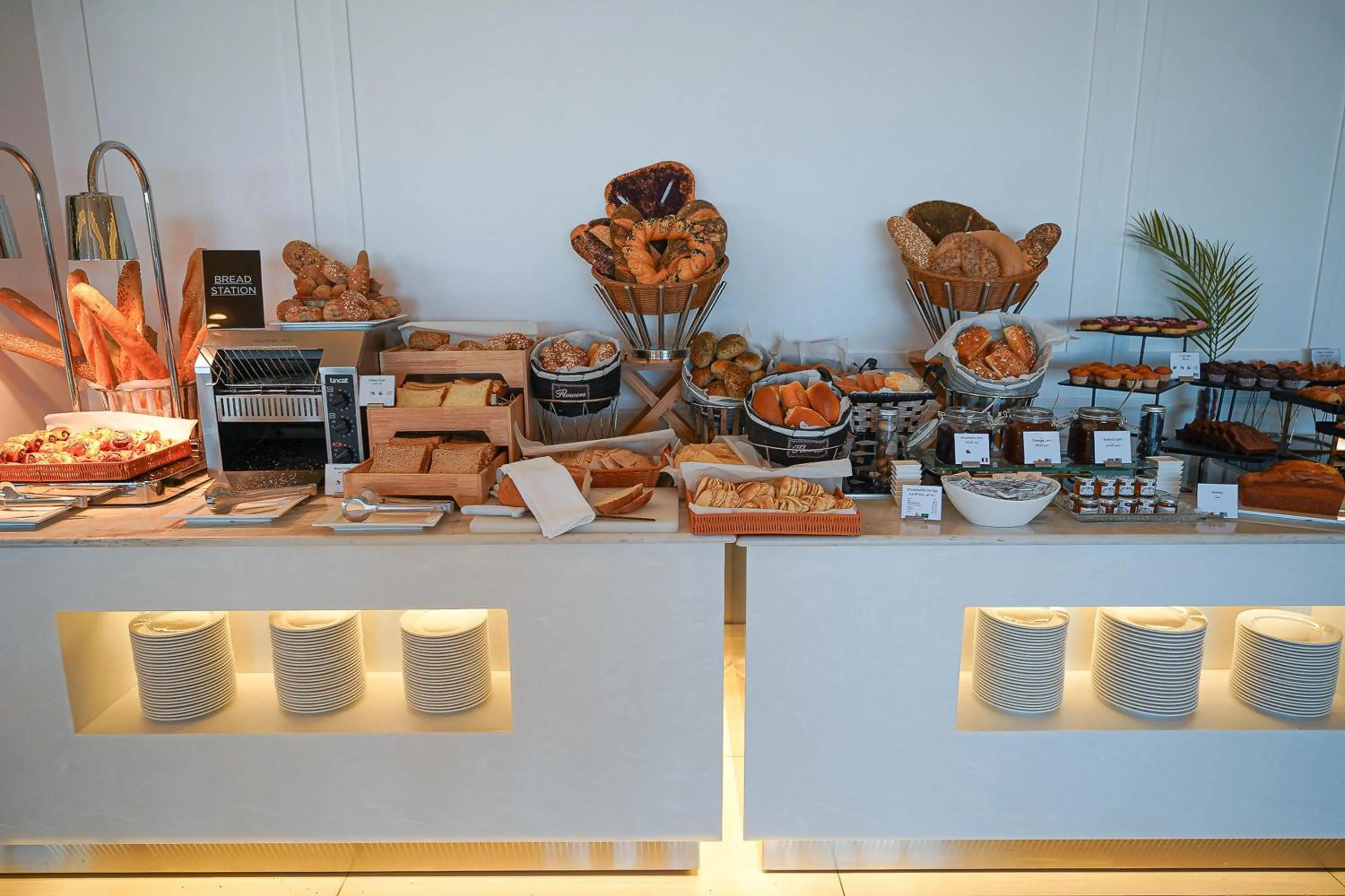 Breakfast in Best Western Plus Jeddah Hotel Madinah Road