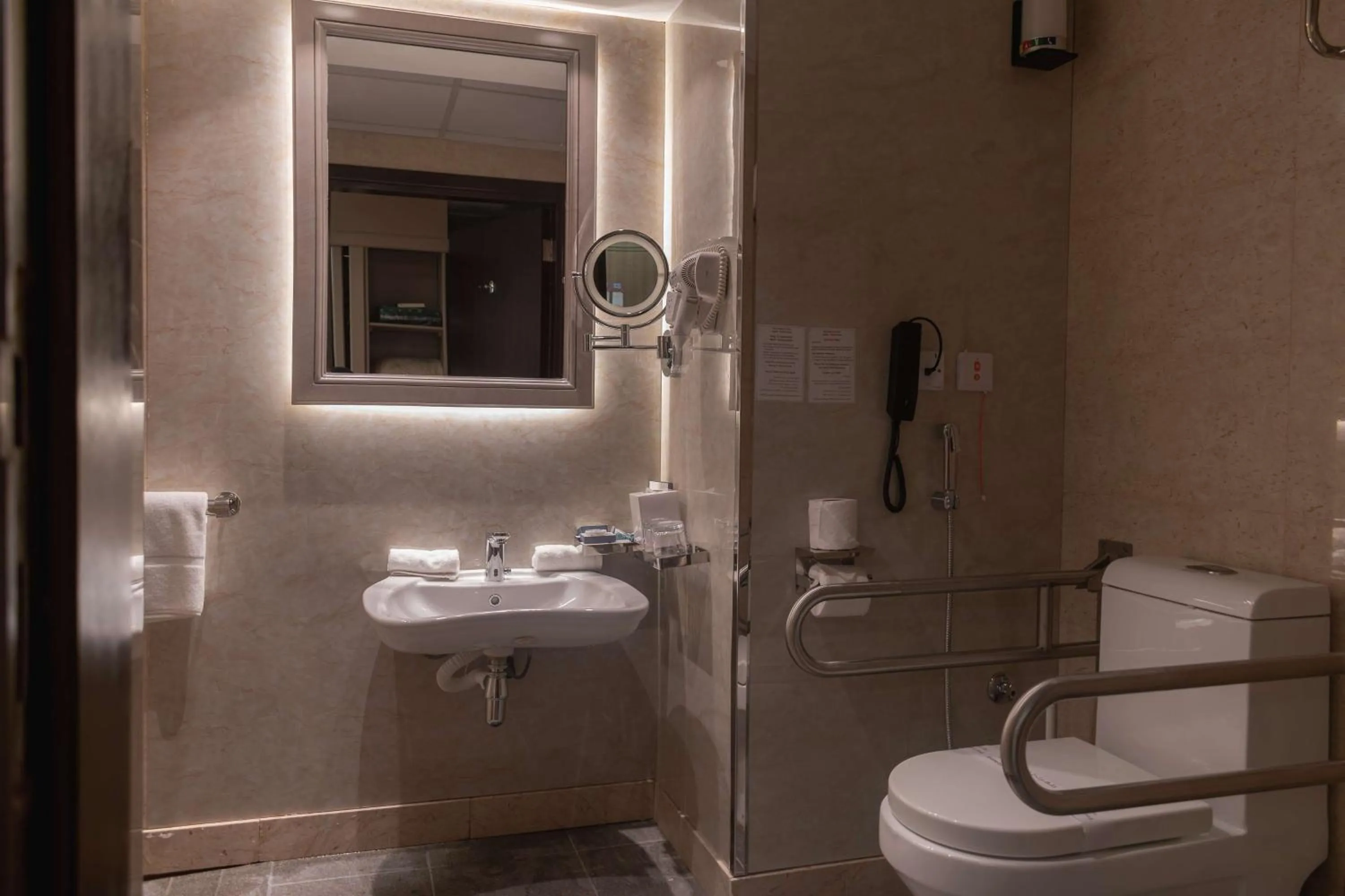 Bathroom in Best Western Plus Jeddah Hotel Madinah Road