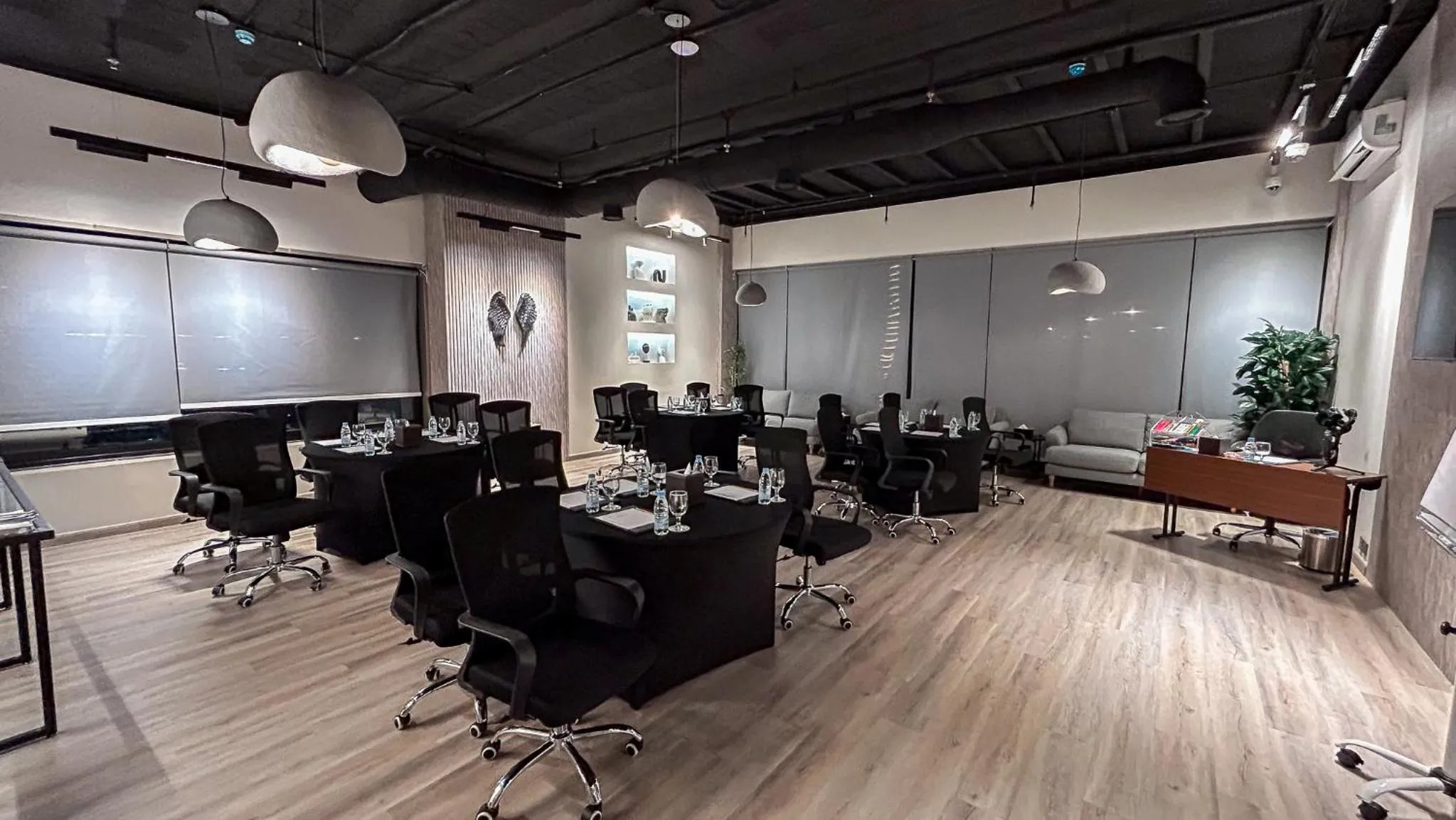 Meeting/conference room in Best Western Plus Jeddah Hotel Madinah Road