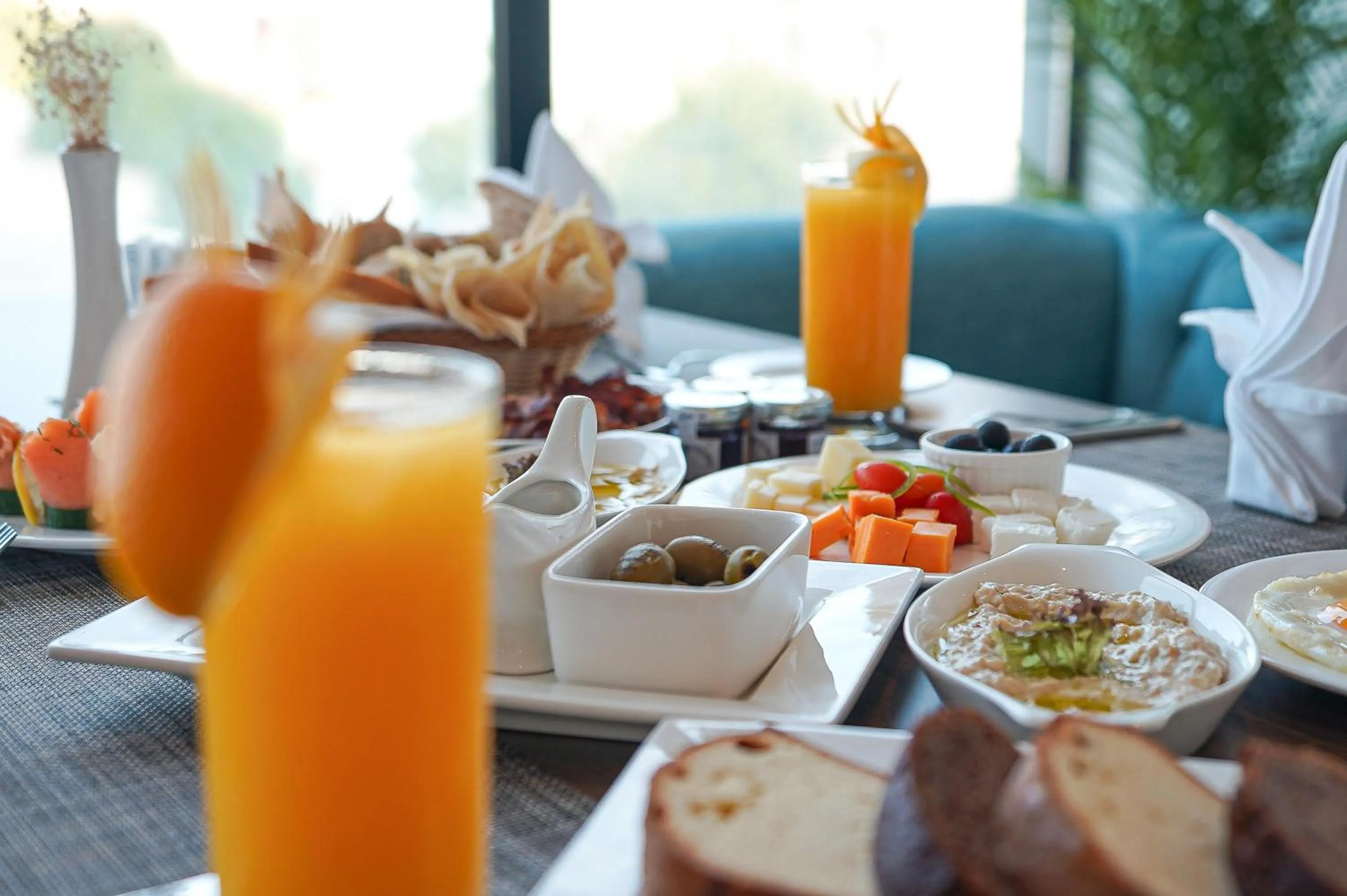 Breakfast in Best Western Plus Jeddah Hotel Madinah Road