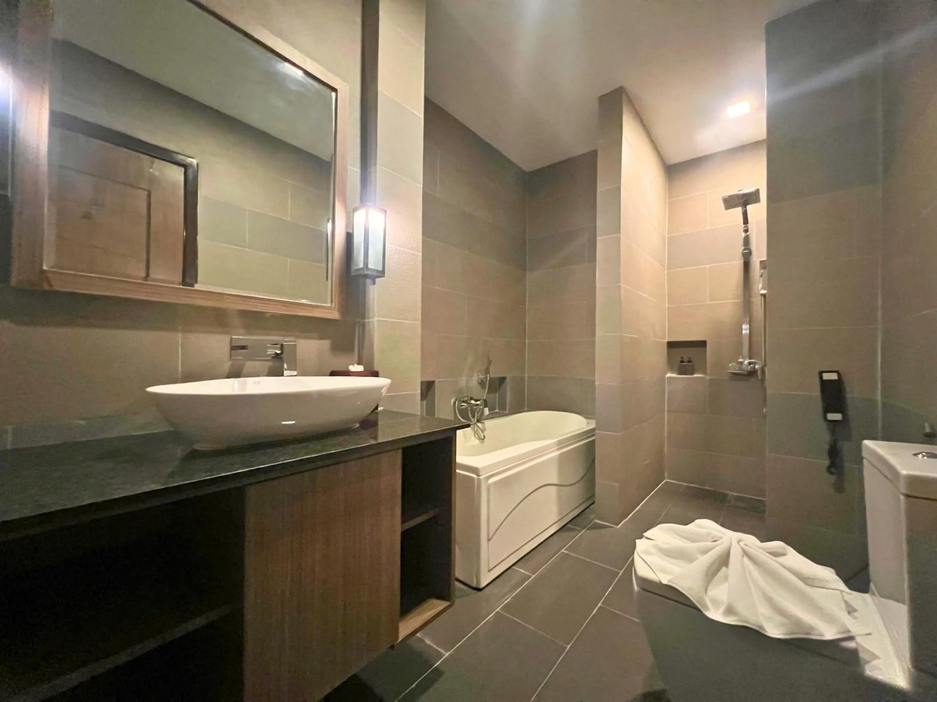 Shower in Anik Boutique Hotel & Spa on Norodom Blvd