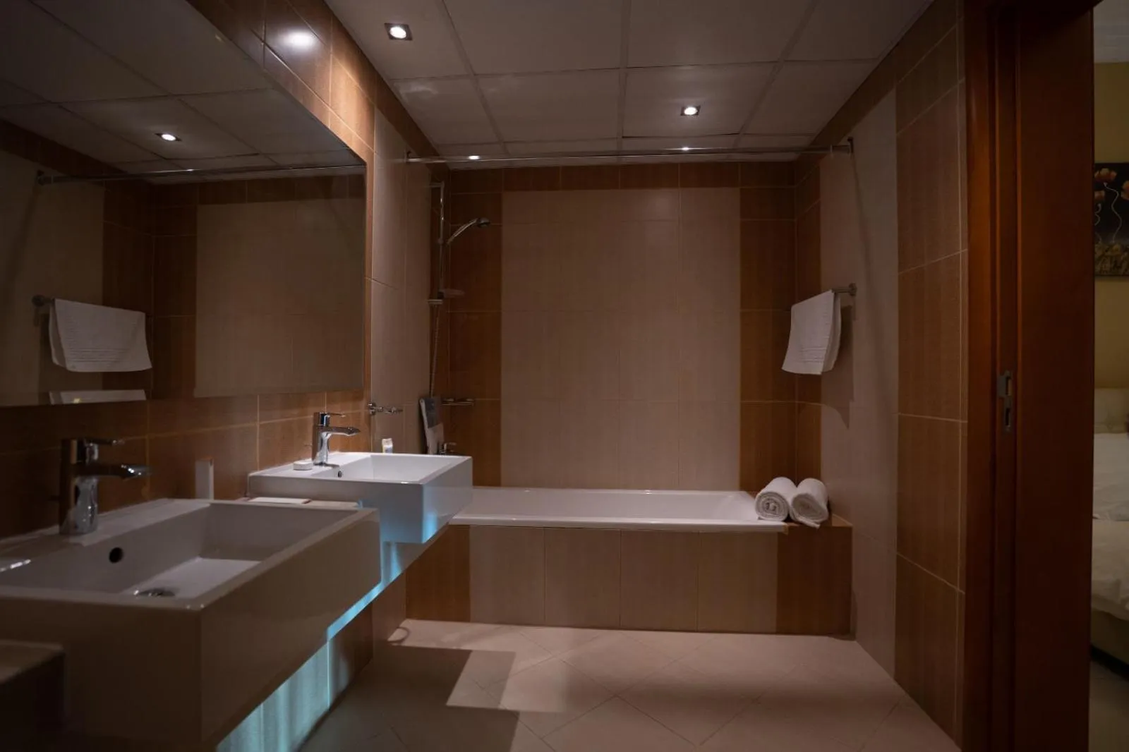 Bathroom in Al Liwan Residence