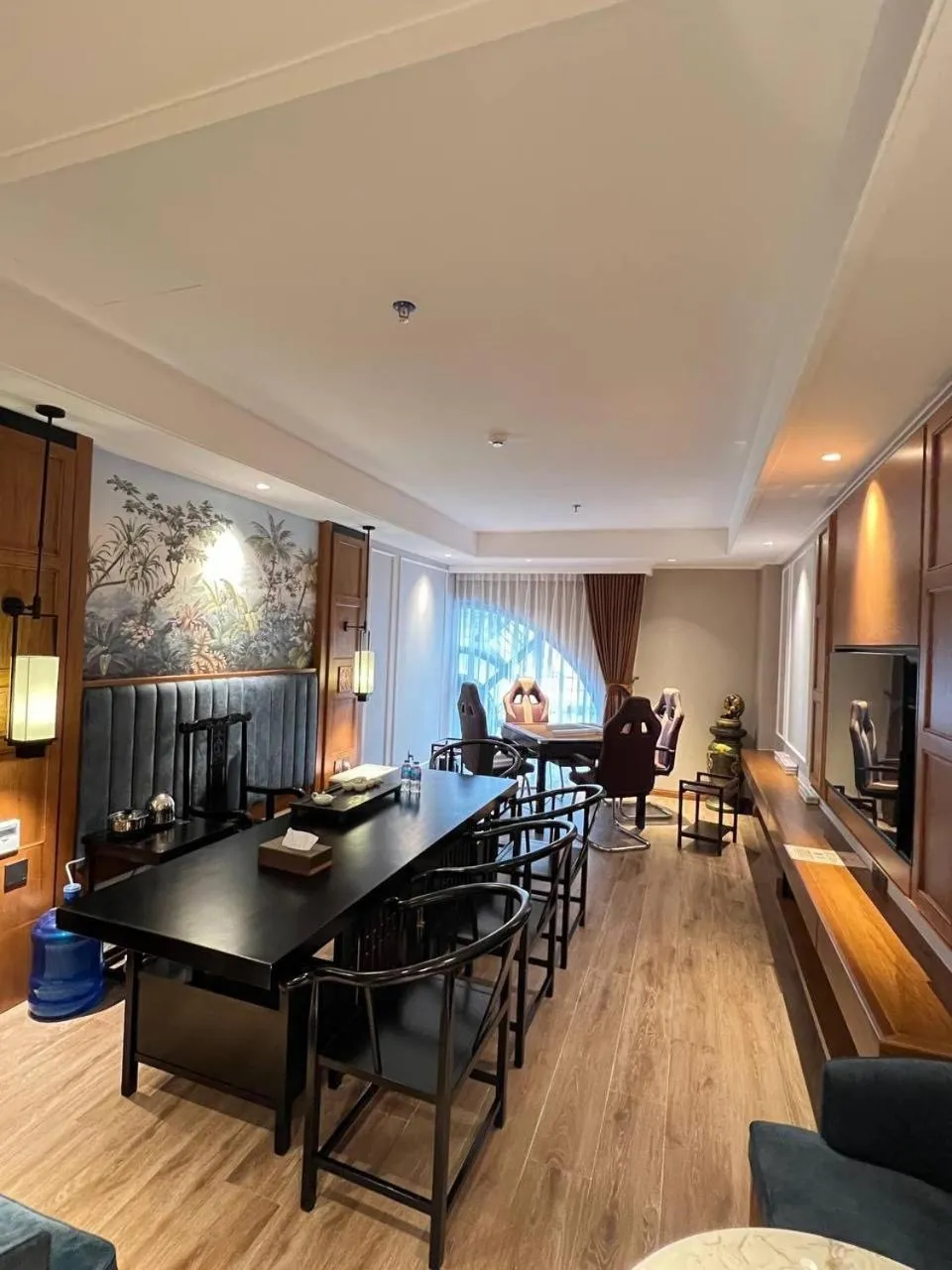 Entertainment in Royal Phoenix Hotel Bac Ninh