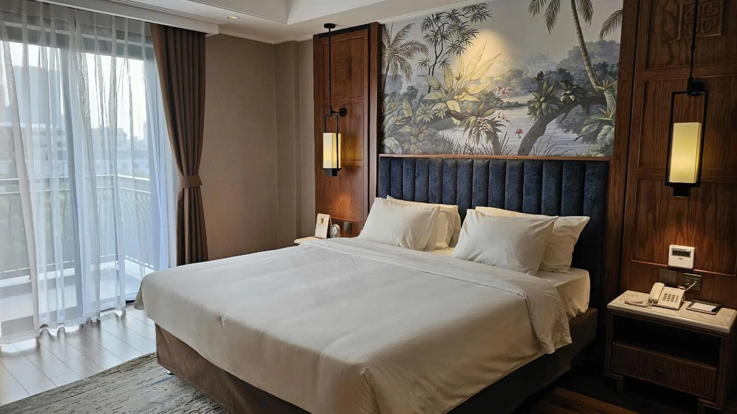 Bedroom, Bed in Royal Phoenix Hotel Bac Ninh