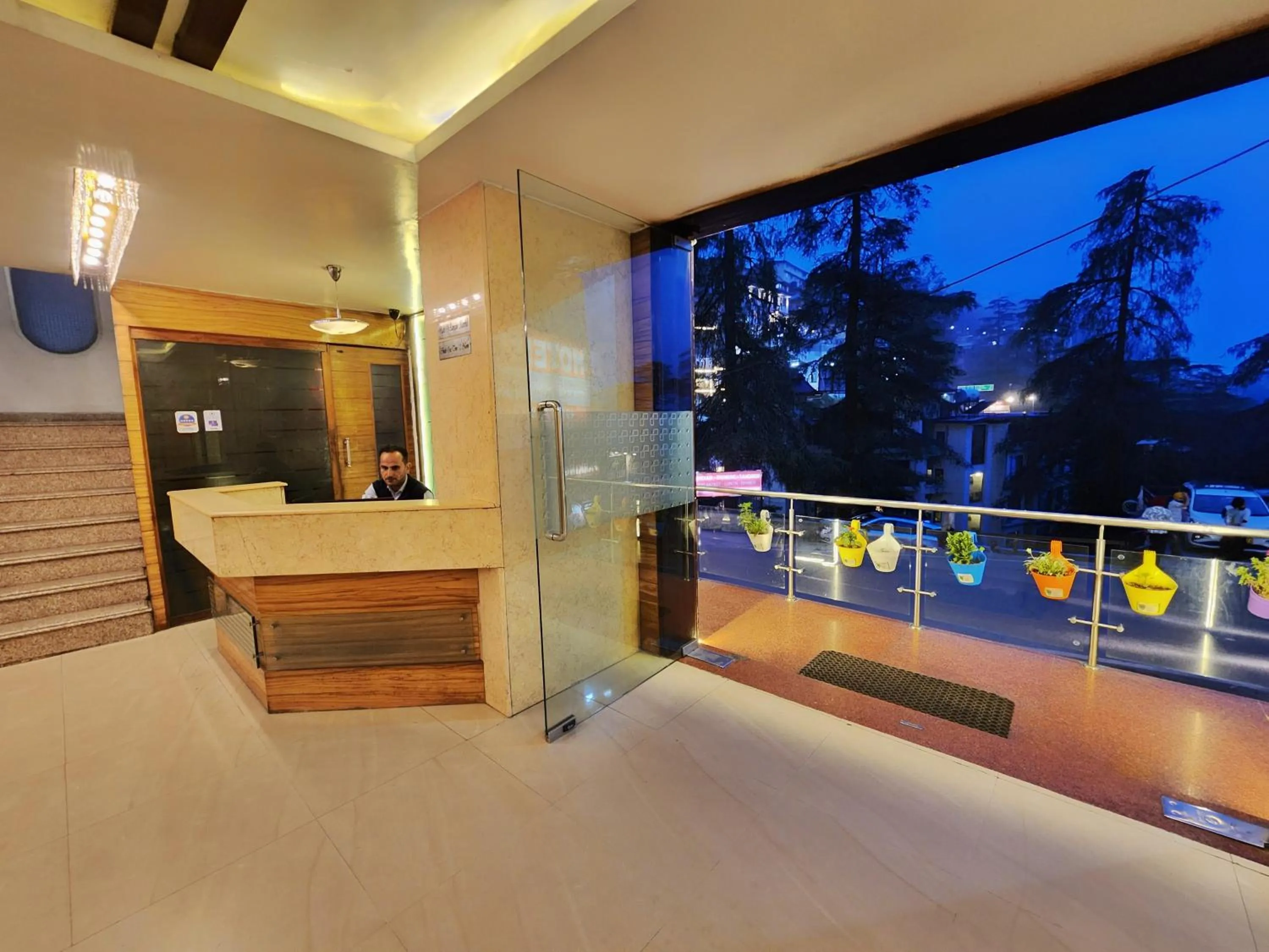 Lobby or reception in Hotel Surya Shimla