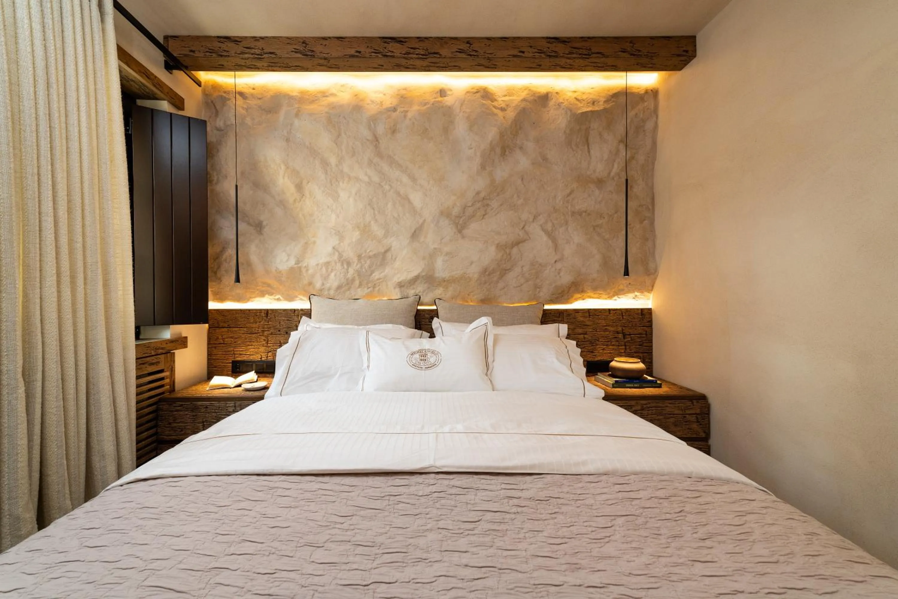 Bed in Maison Michelangelo