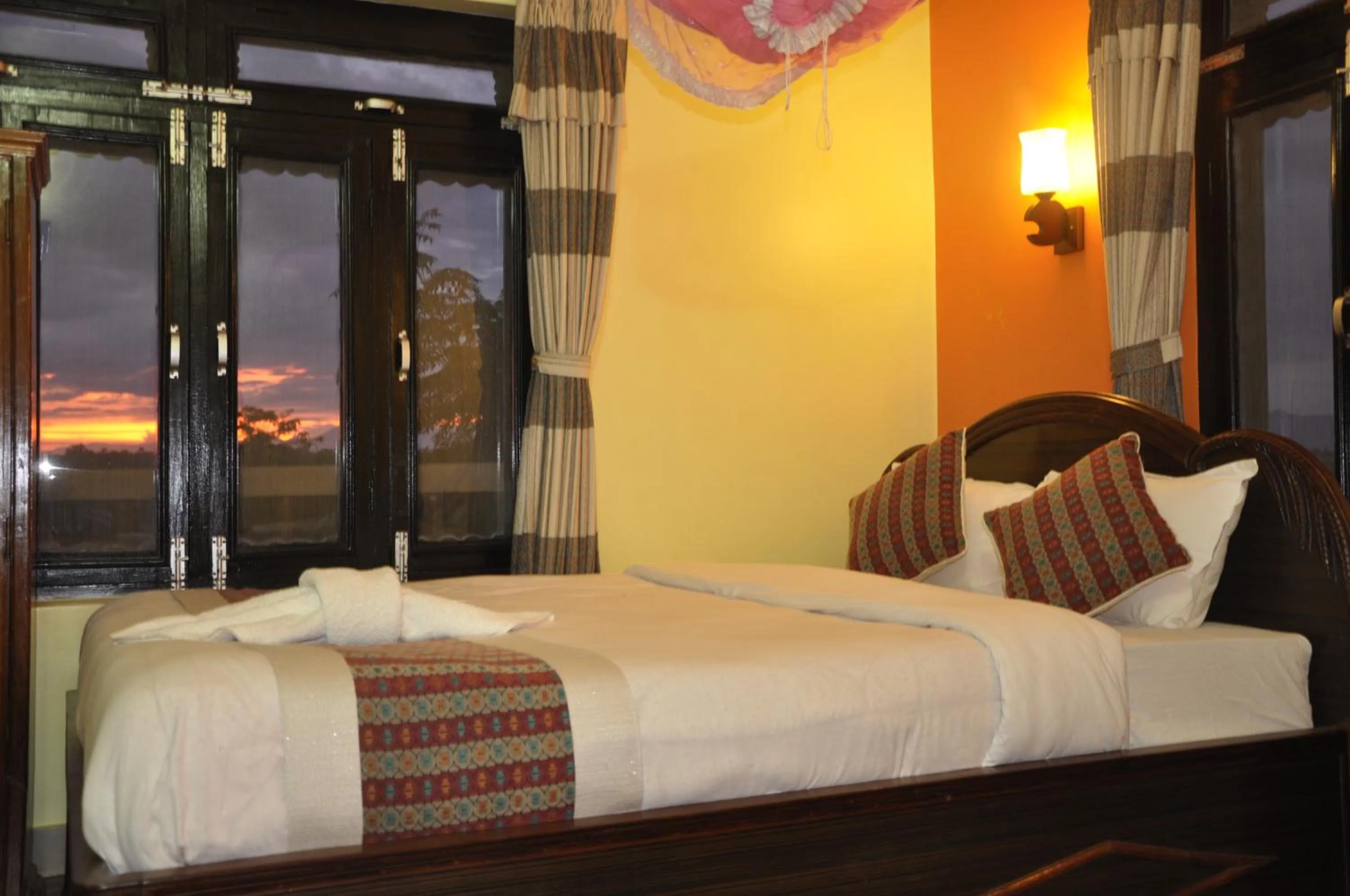 Landmark view, Bed in Sweet Home