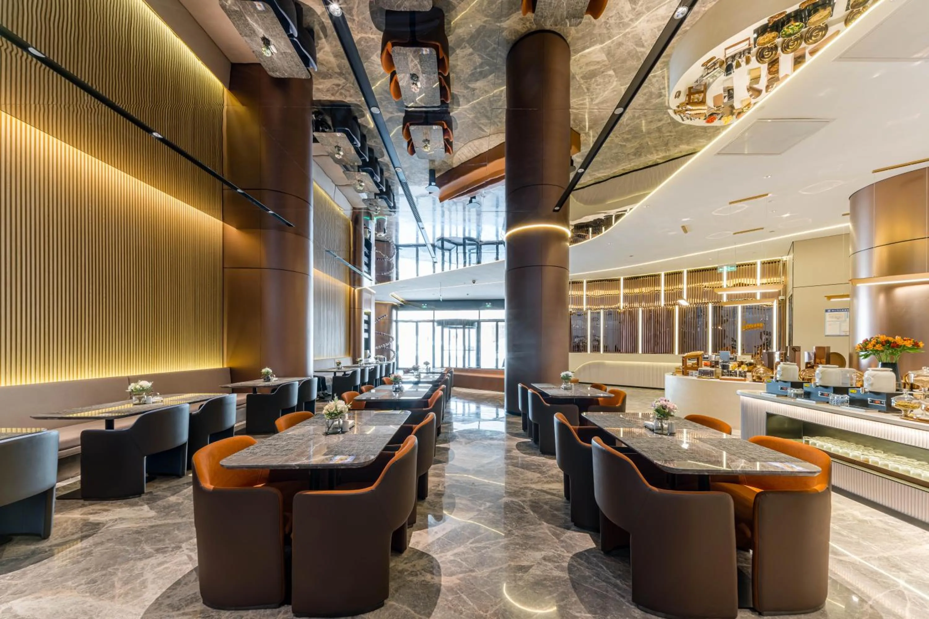 Restaurant/places to eat in Crystal Hotel Shanghai North Sichuan Road on the Bund