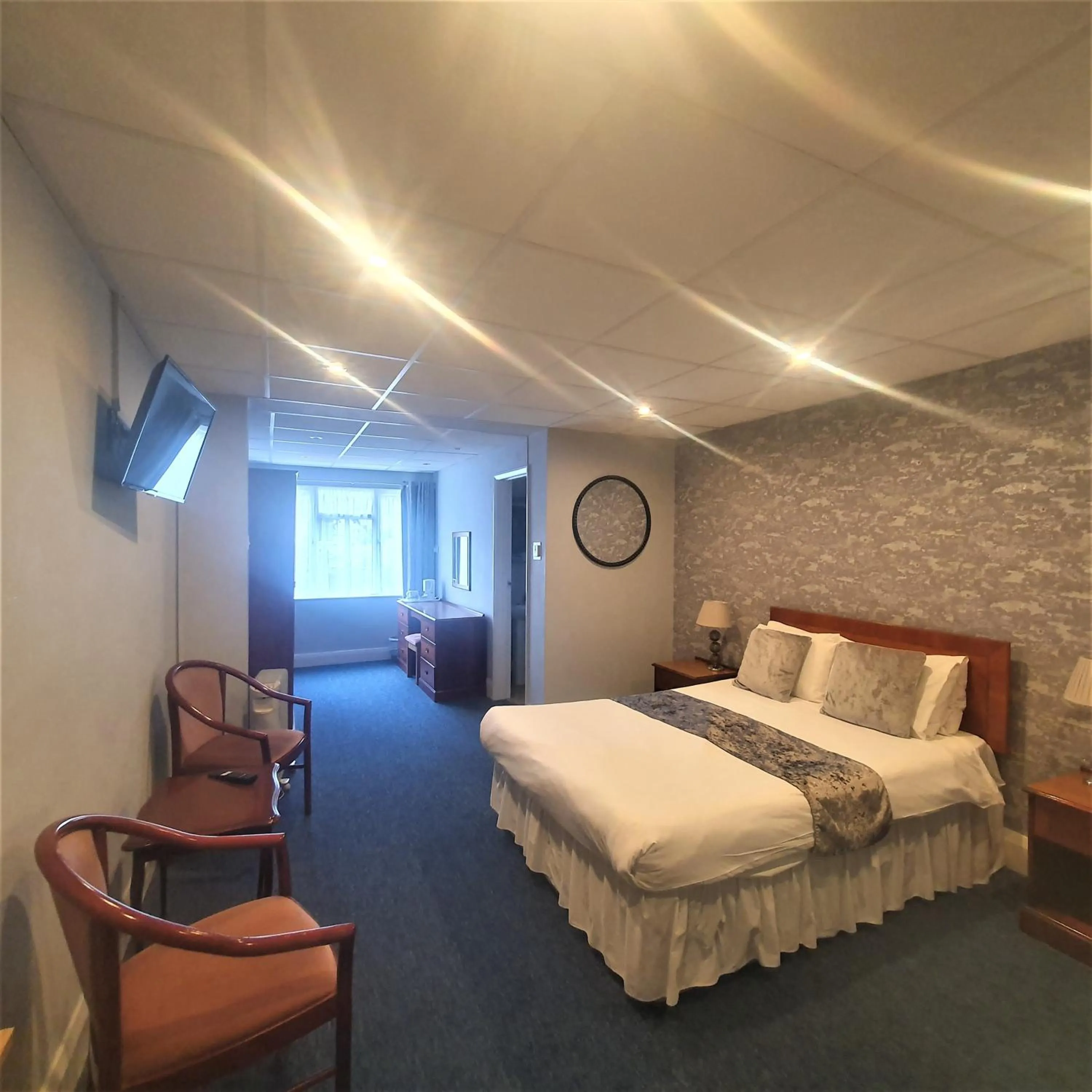 Bed in Burley Court Hotel