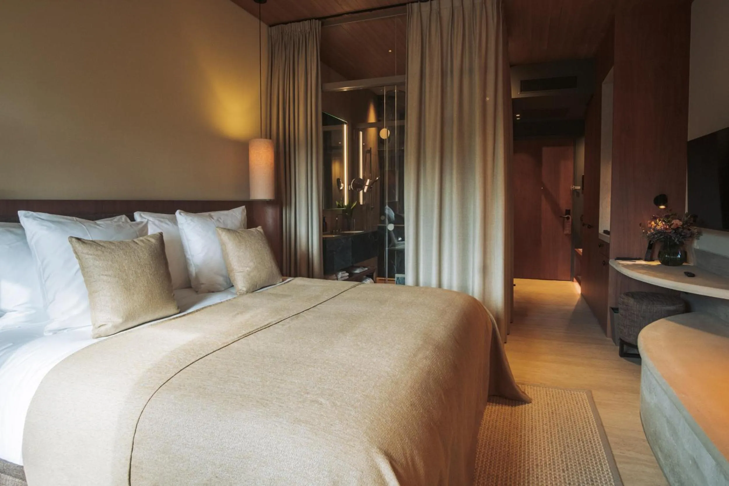 Bathroom, Bed in Van Oys Maastricht Retreat, a Leading Hotel of the World