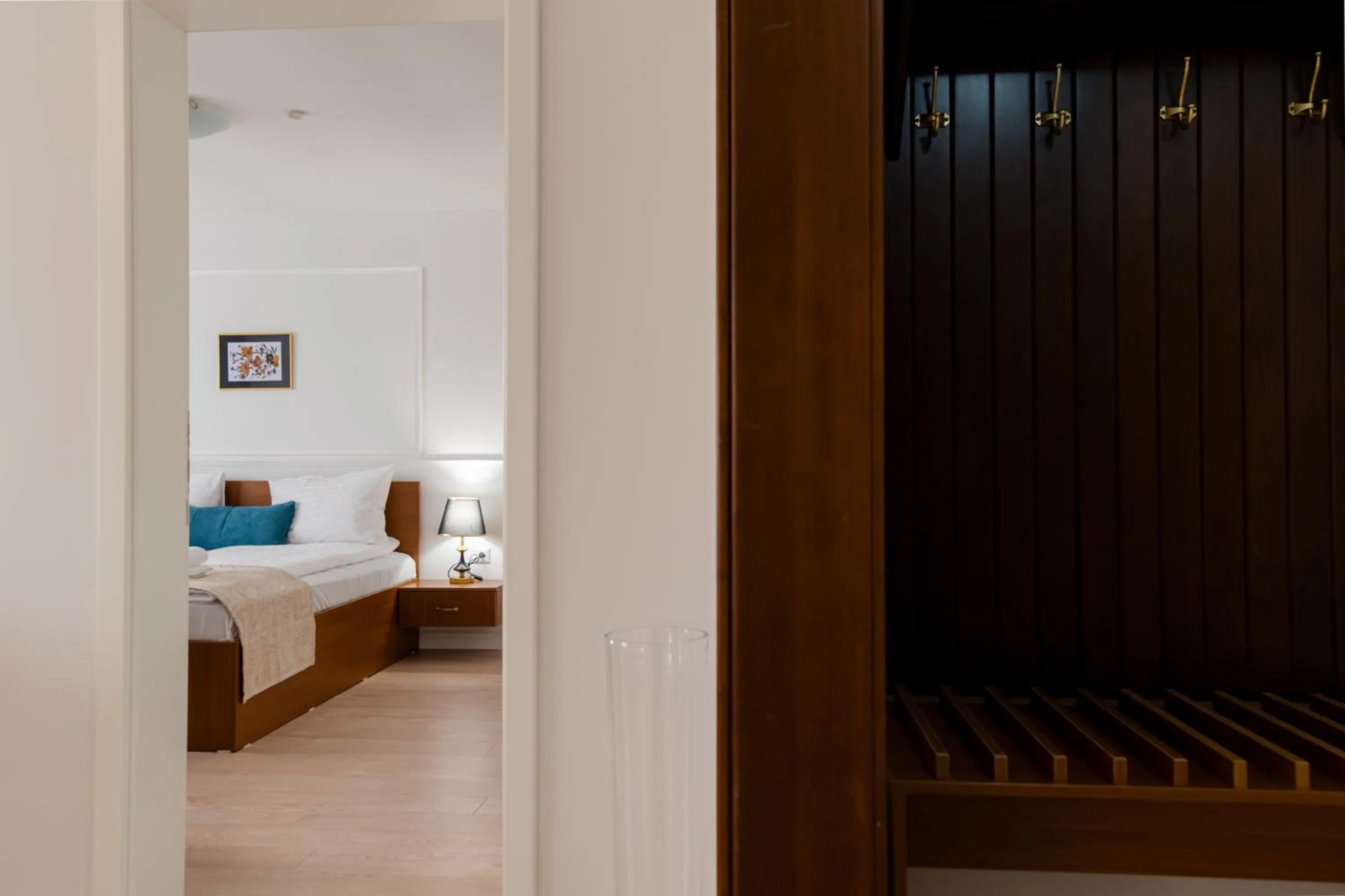 Bed in Hotel Royal Plaza By TimHotels